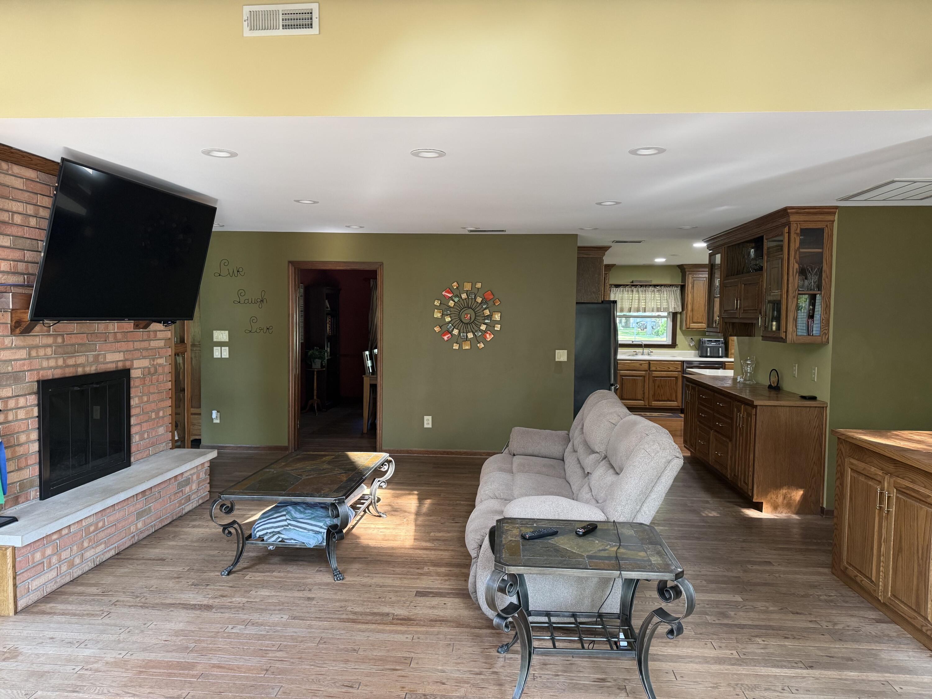 4000 Hemlock Drive, Valparaiso, IN 46383; Image #26