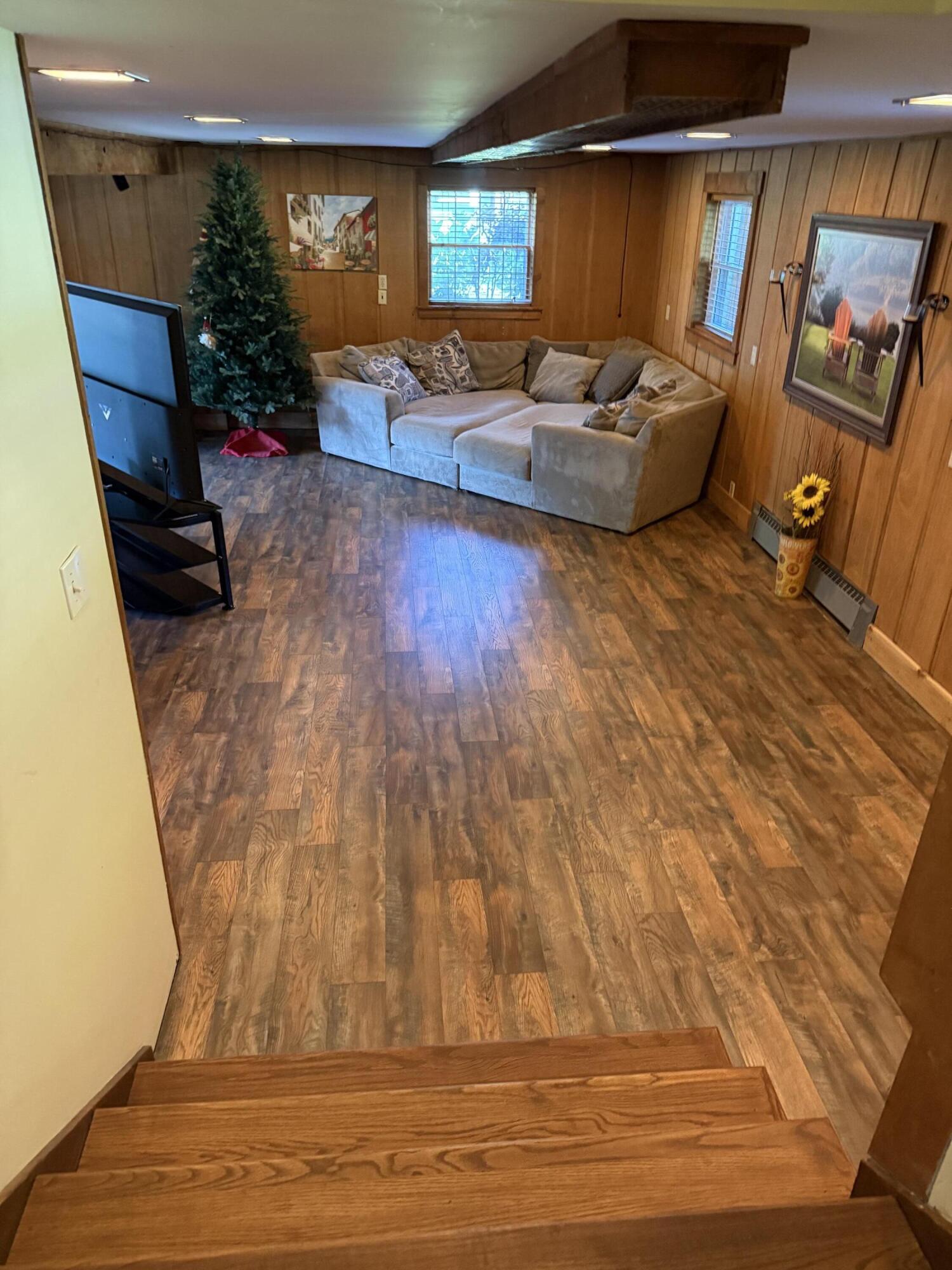 4000 Hemlock Drive, Valparaiso, IN 46383; Image #50