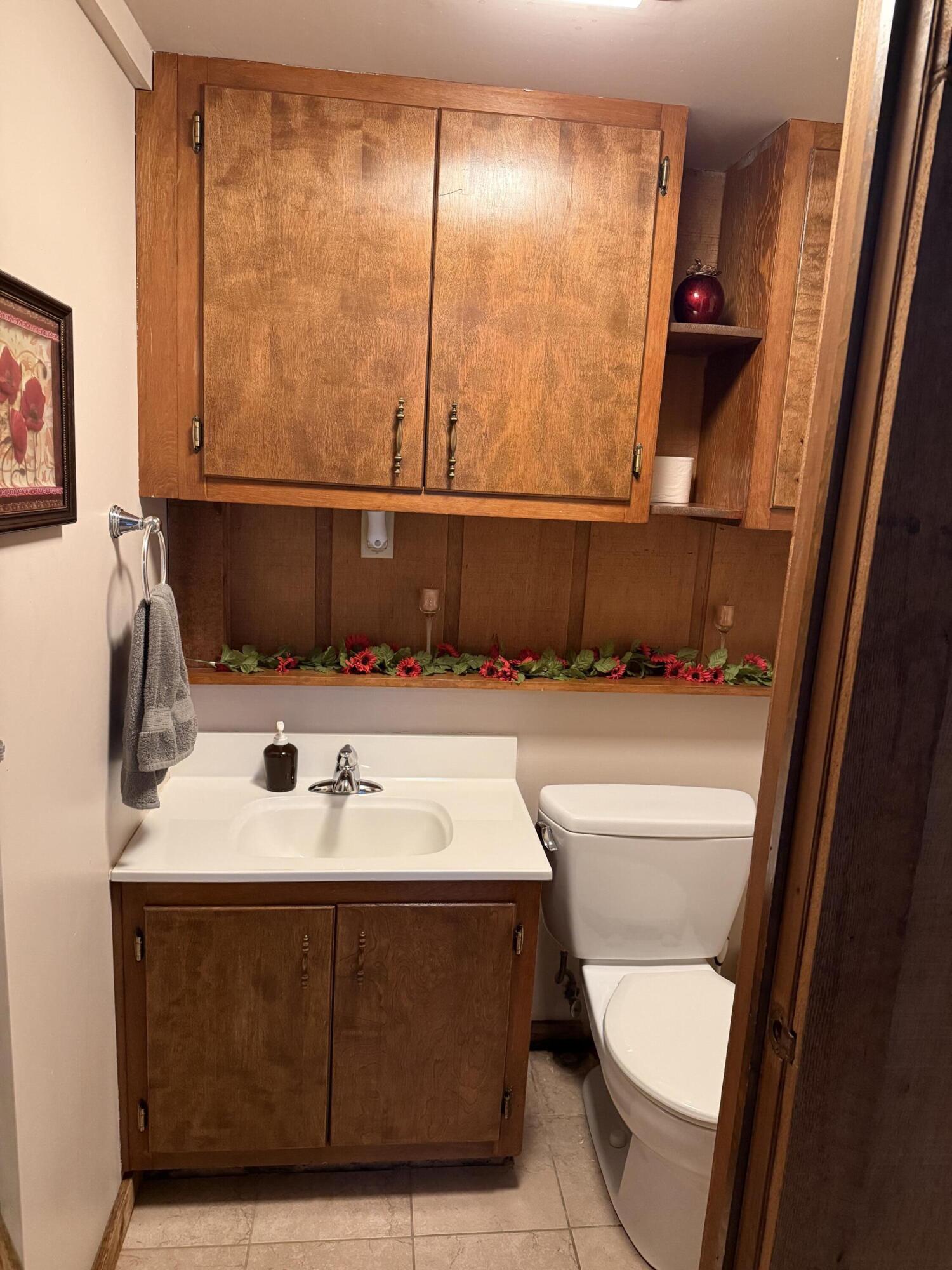 4000 Hemlock Drive, Valparaiso, IN 46383; Image #55