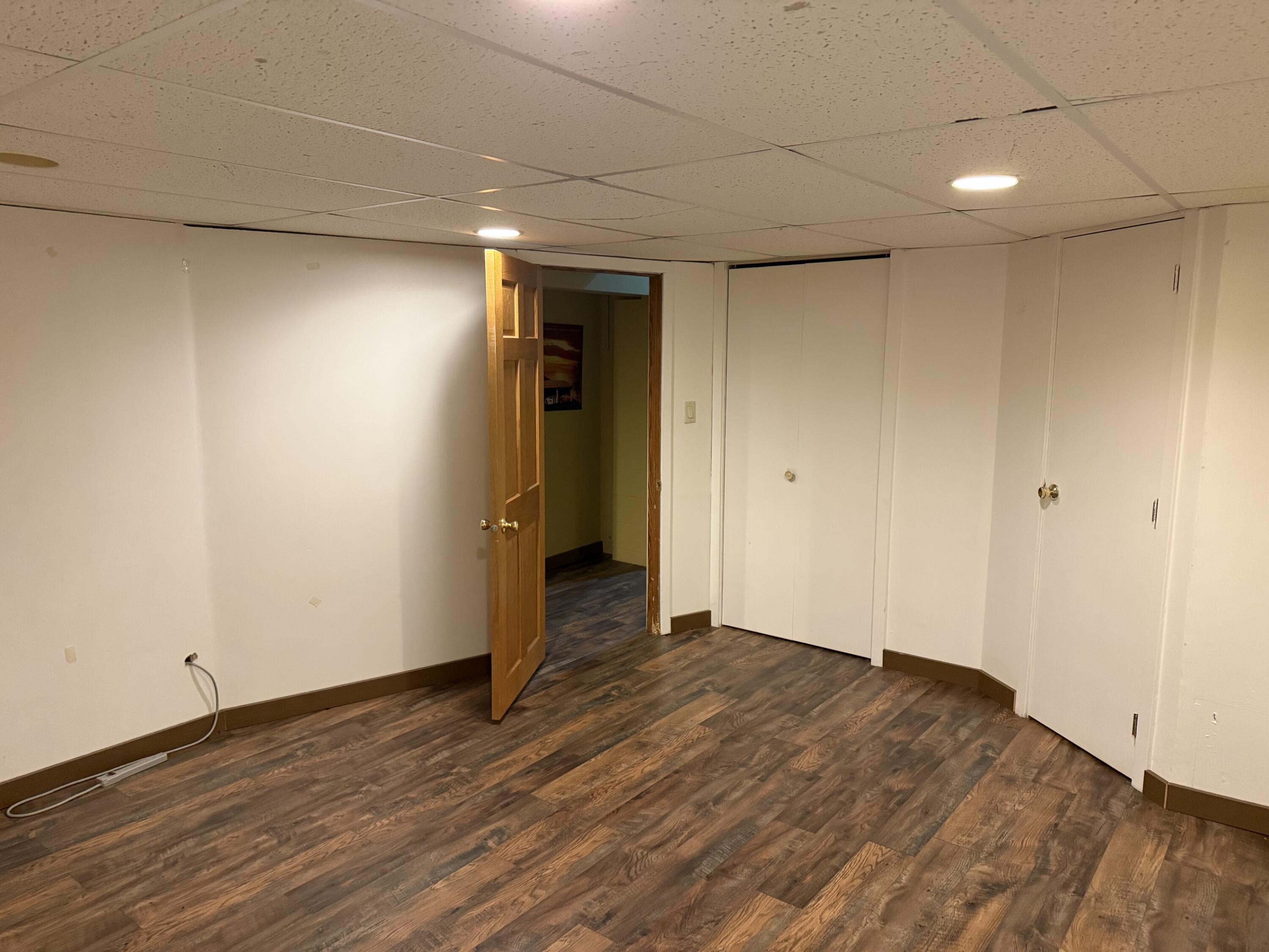 4000 Hemlock Drive, Valparaiso, IN 46383; Image #57