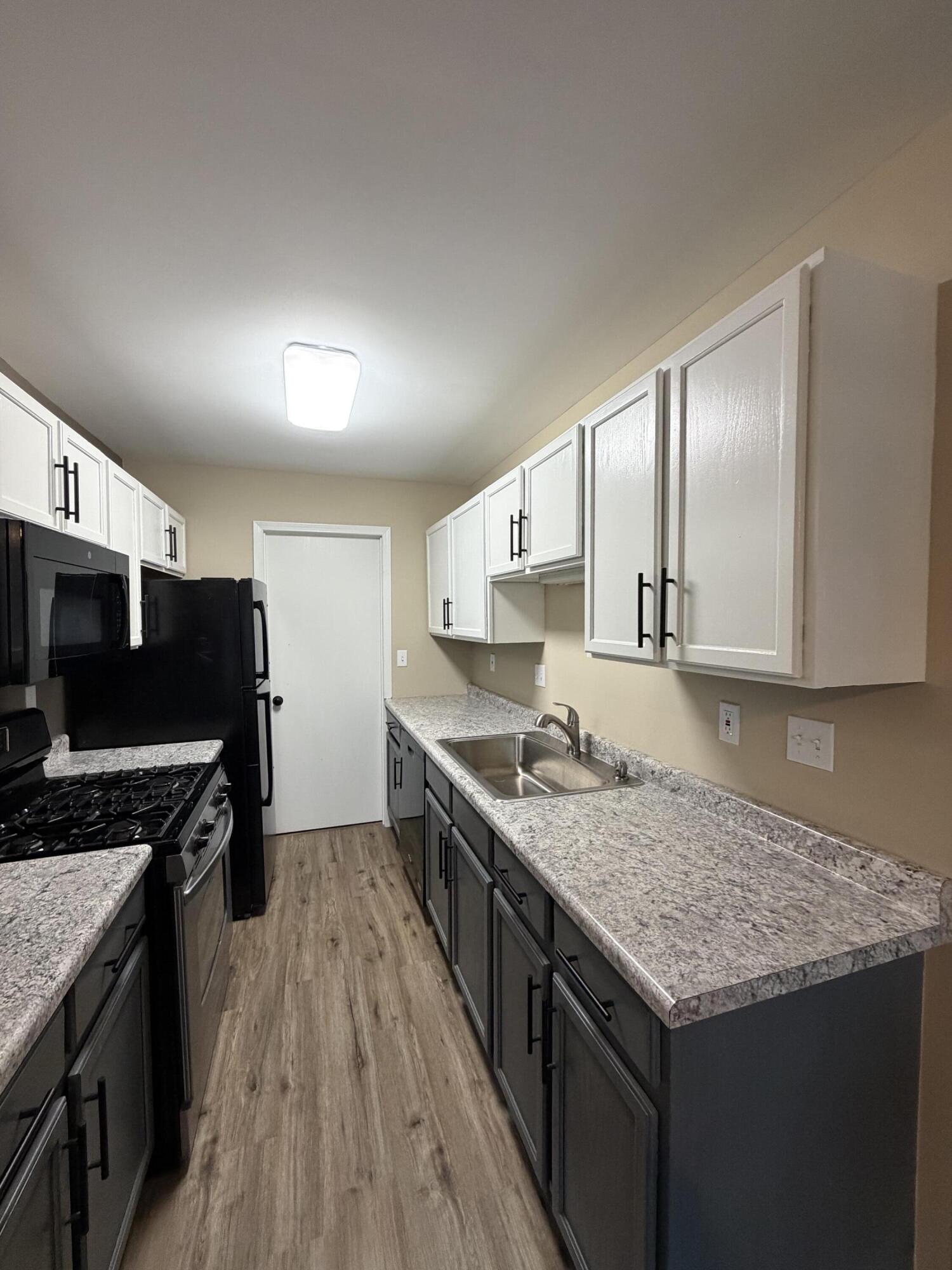 2909 Foggy Glen Drive, Valparaiso, IN 46385; Image #9