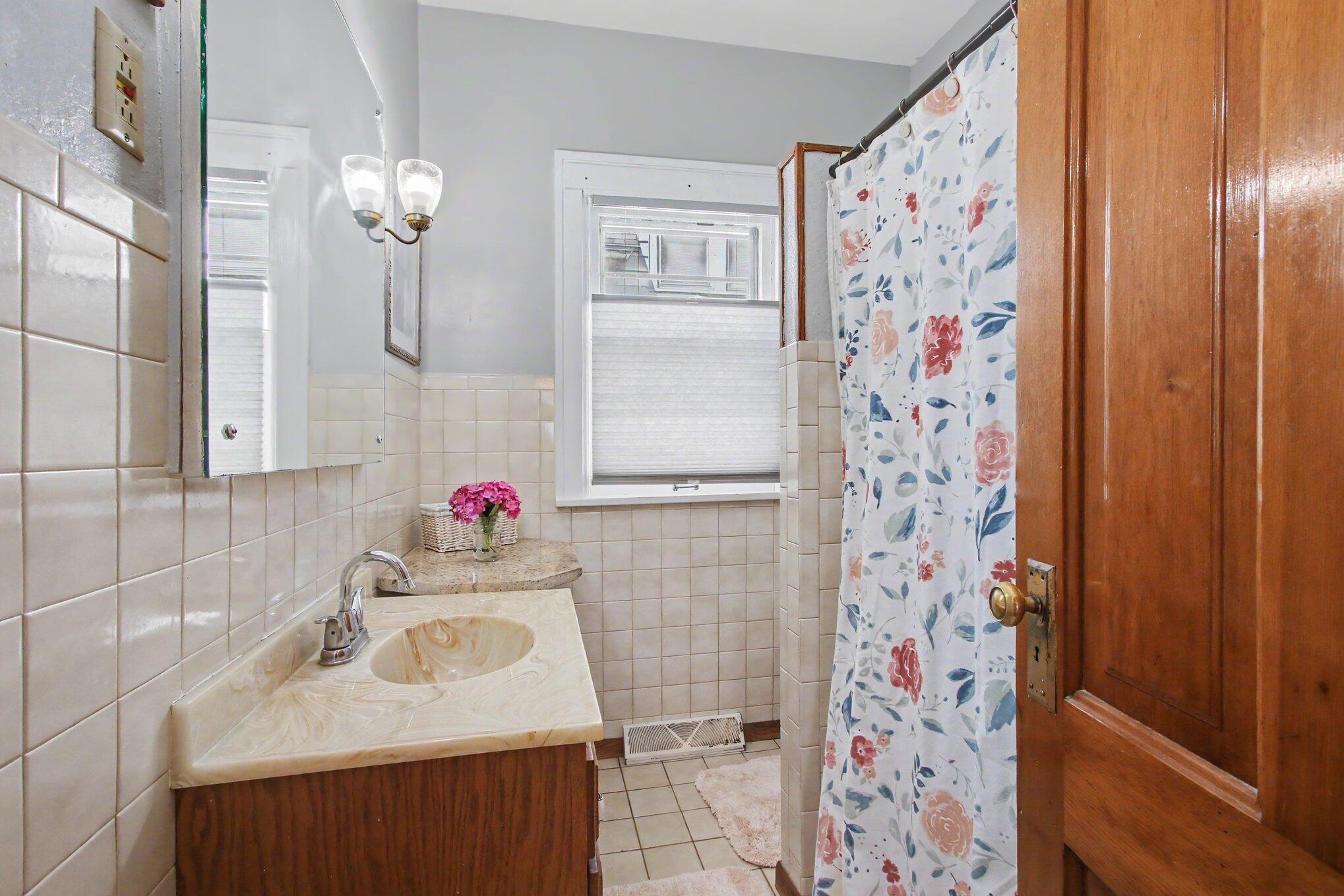 210 G Street, La Porte, IN 46350; Image #20