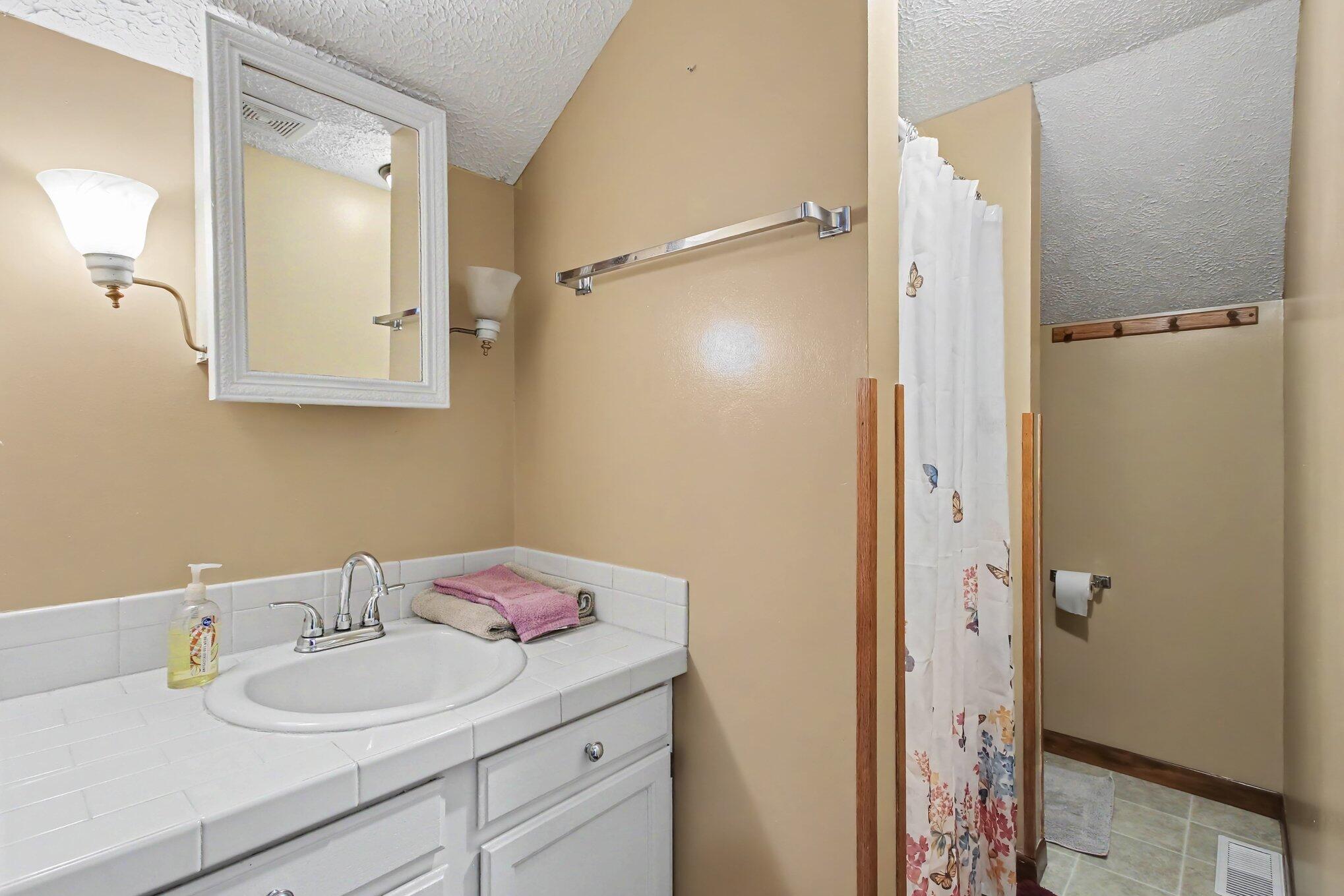 210 G Street, La Porte, IN 46350; Image #22