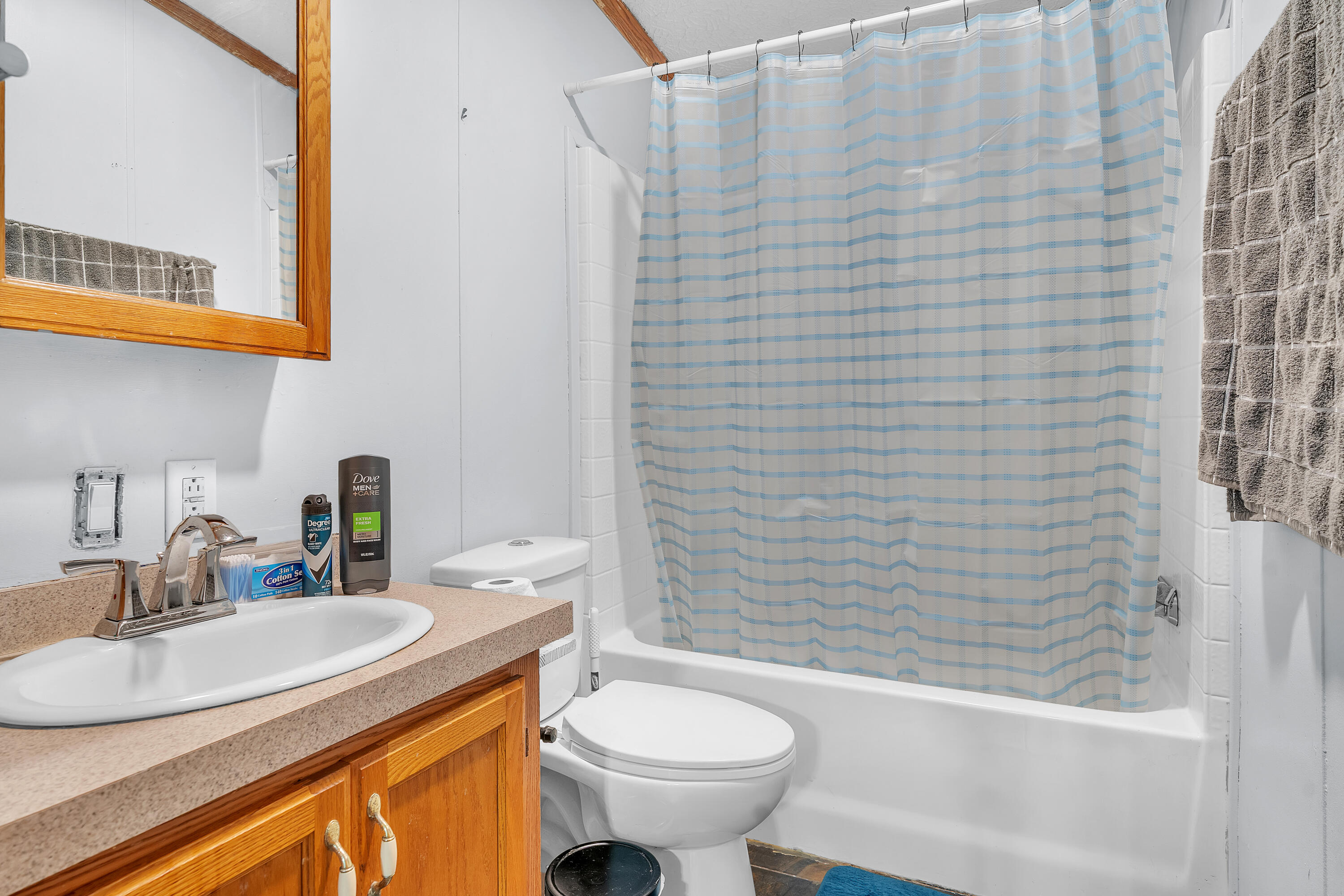 272 E High Street, Wheatfield, IN 46392; Image #17