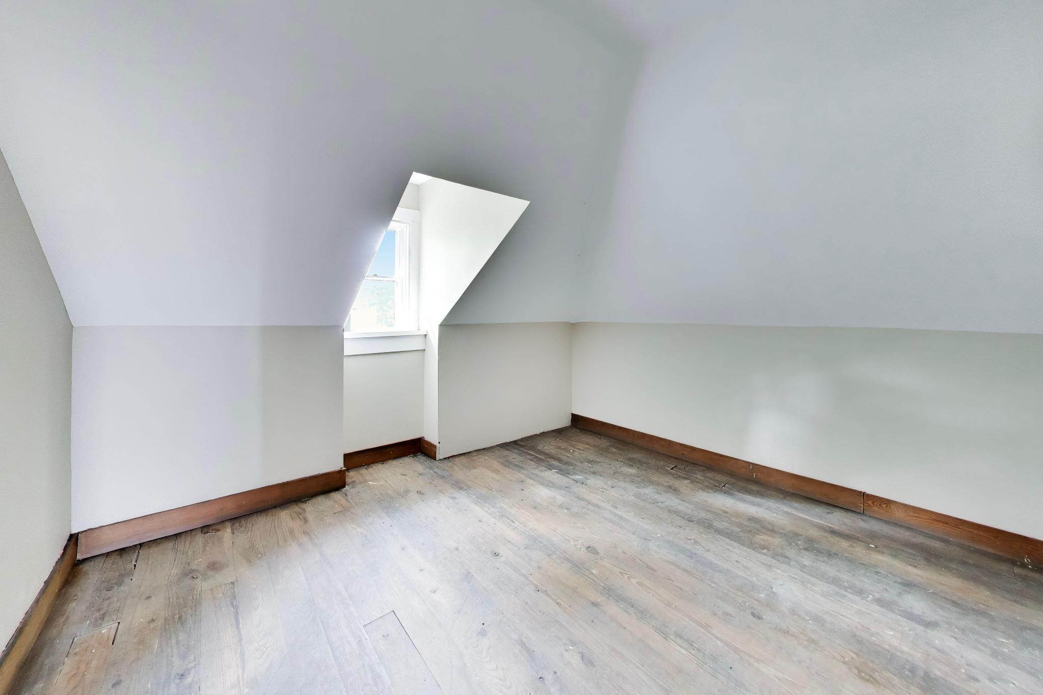 831 Washington Street, Michigan City, IN 46360; Image #24