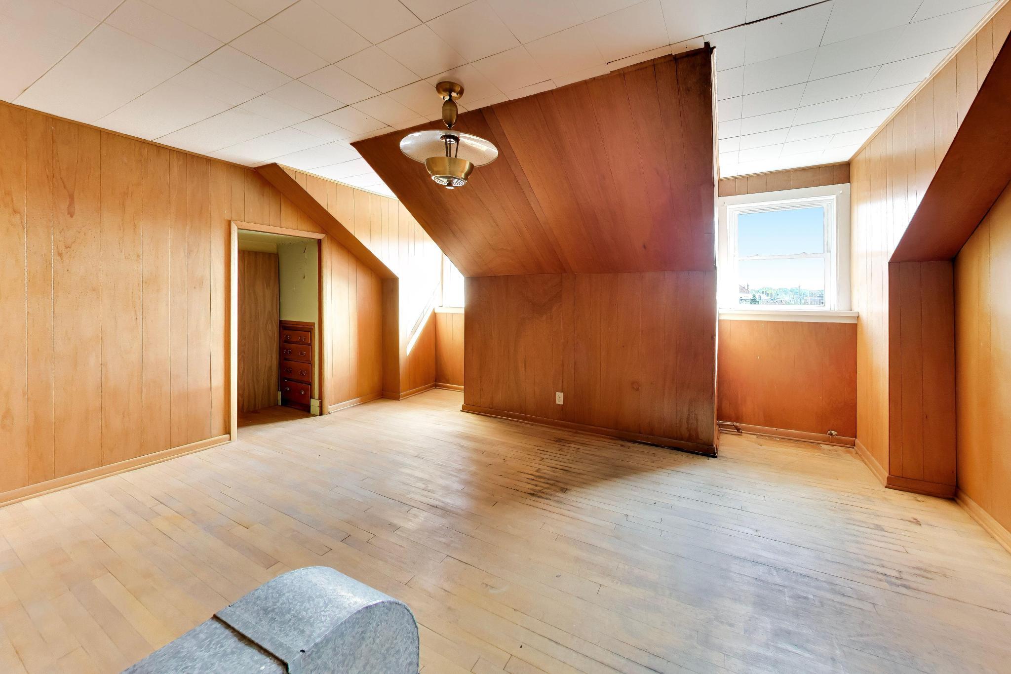 831 Washington Street, Michigan City, IN 46360; Image #27
