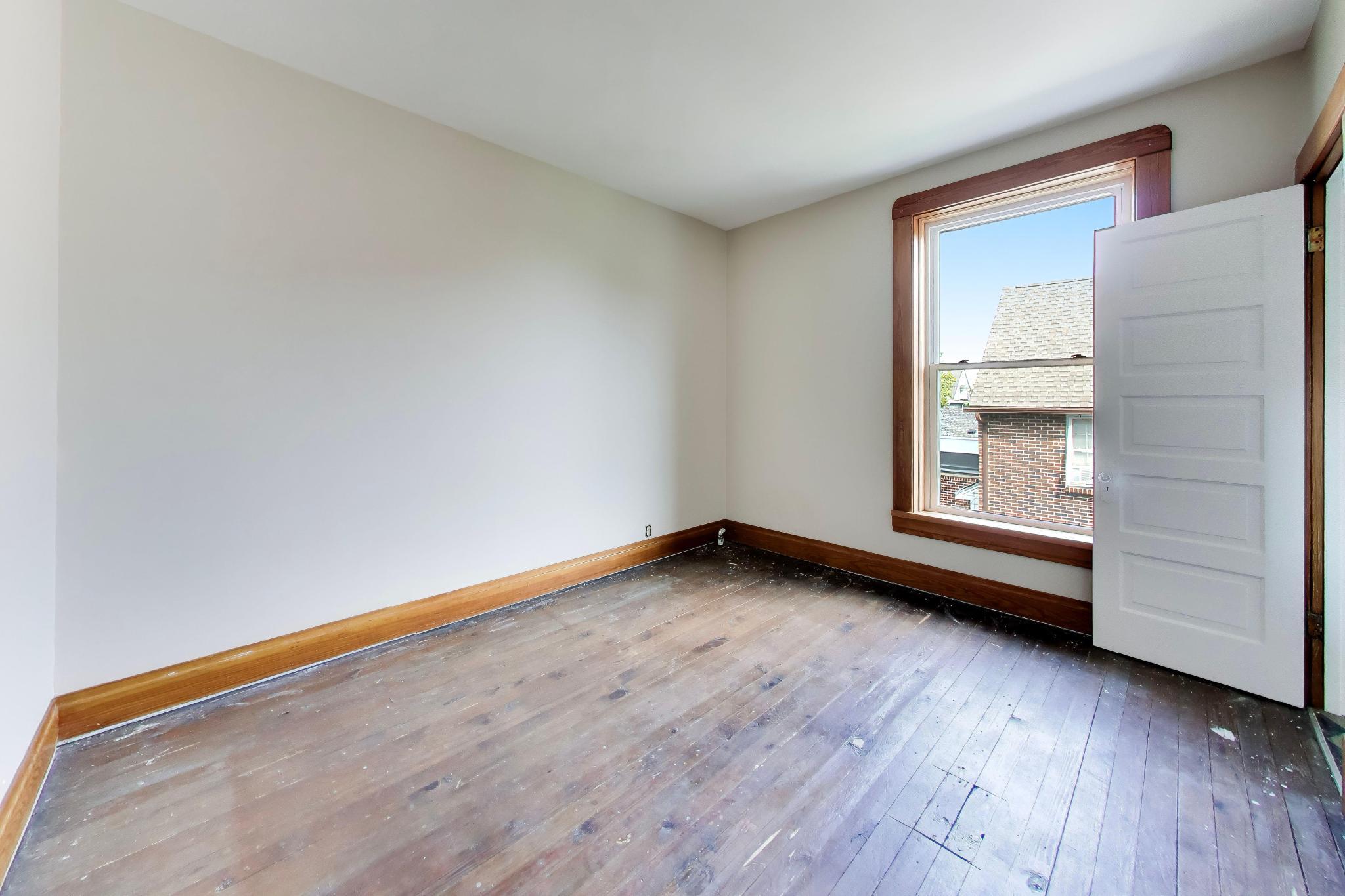 831 Washington Street, Michigan City, IN 46360; Image #31