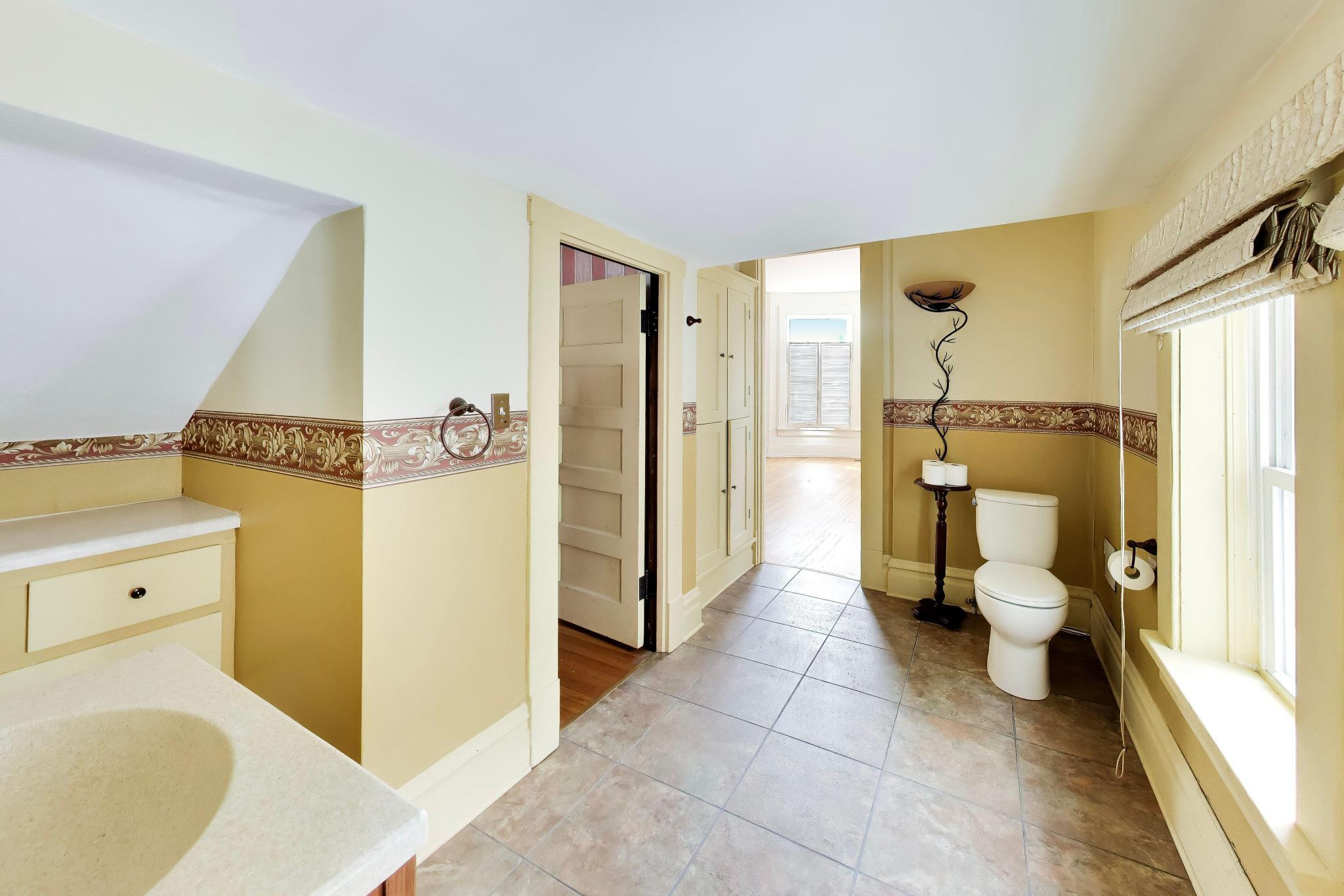 831 Washington Street, Michigan City, IN 46360; Image #32