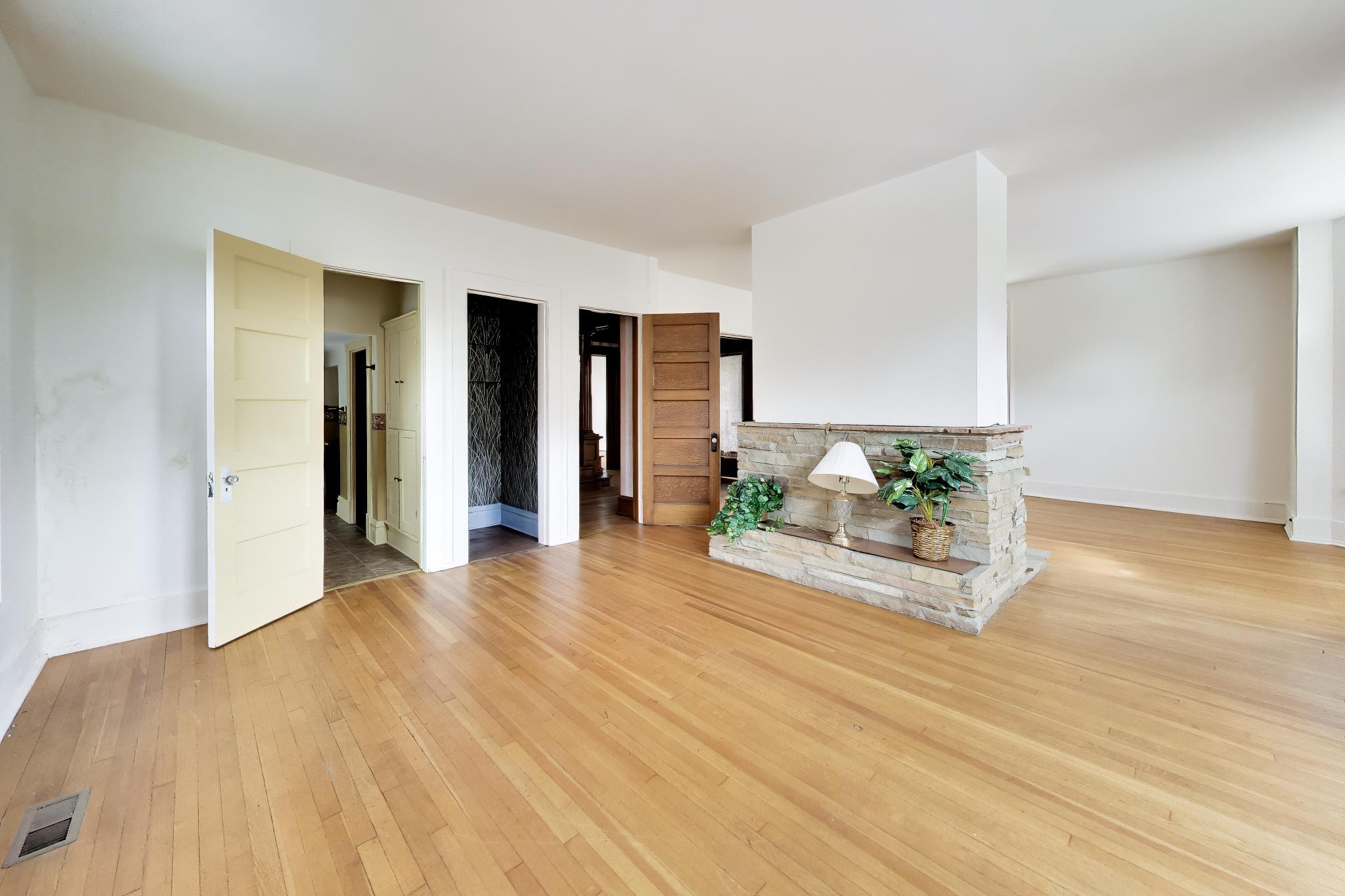 831 Washington Street, Michigan City, IN 46360; Image #5