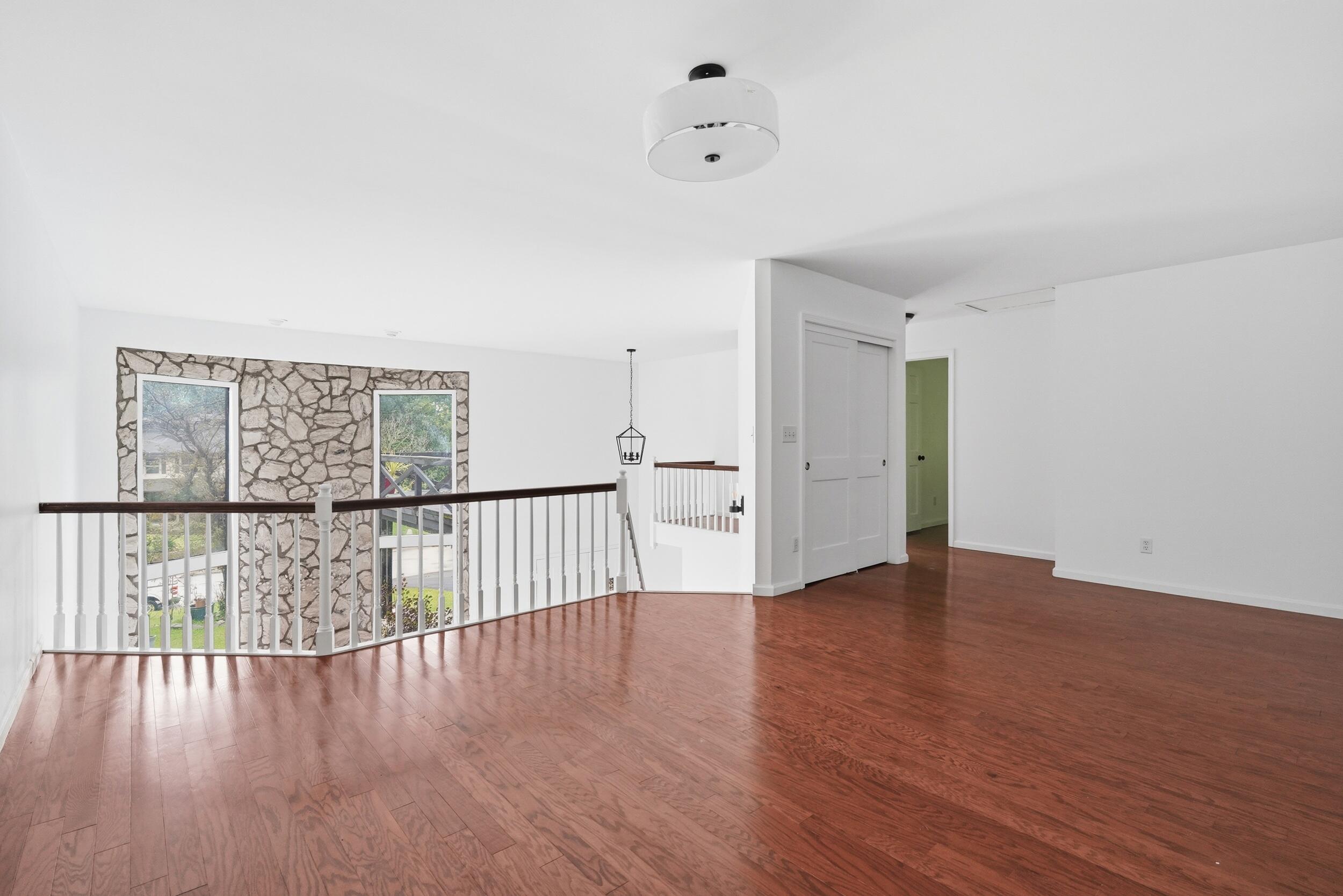 456 Roxbury Road, Valparaiso, IN 46385; Image #19