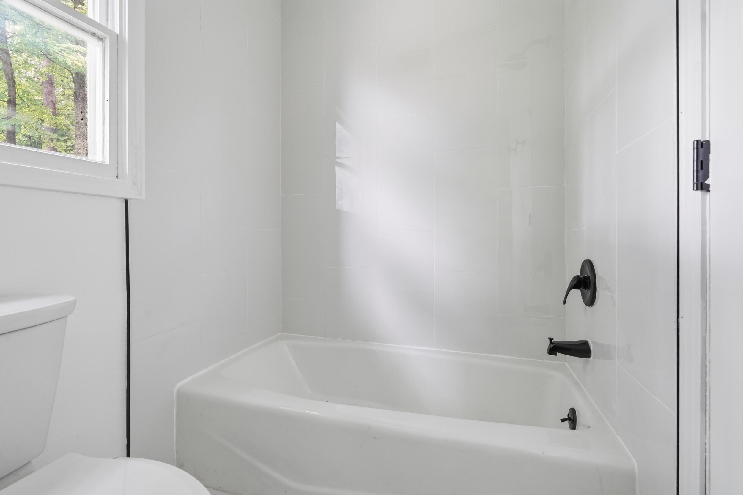 456 Roxbury Road, Valparaiso, IN 46385; Image #27