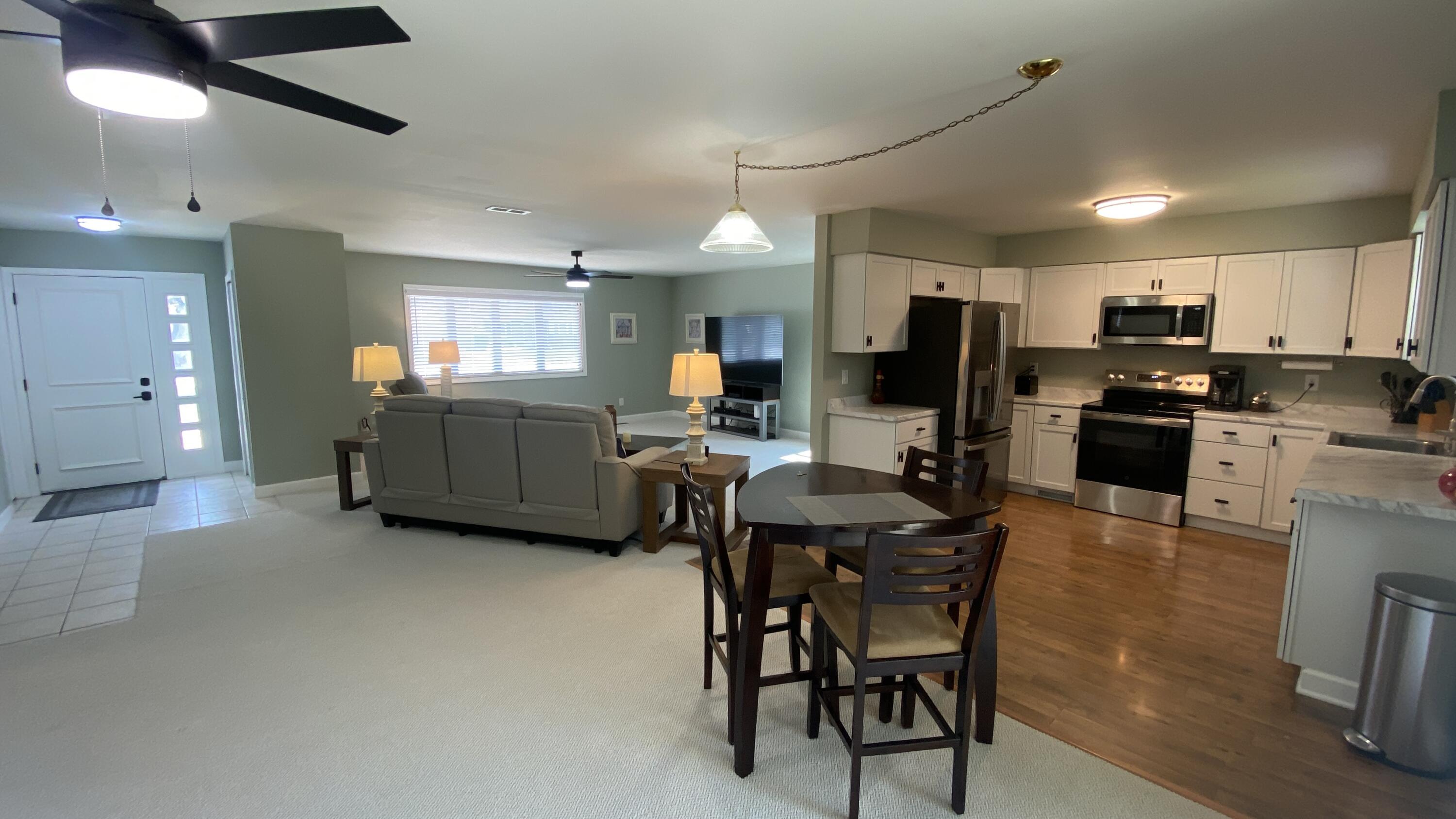 9814 Lincoln Court, Crown Point, IN 46307; Image #12