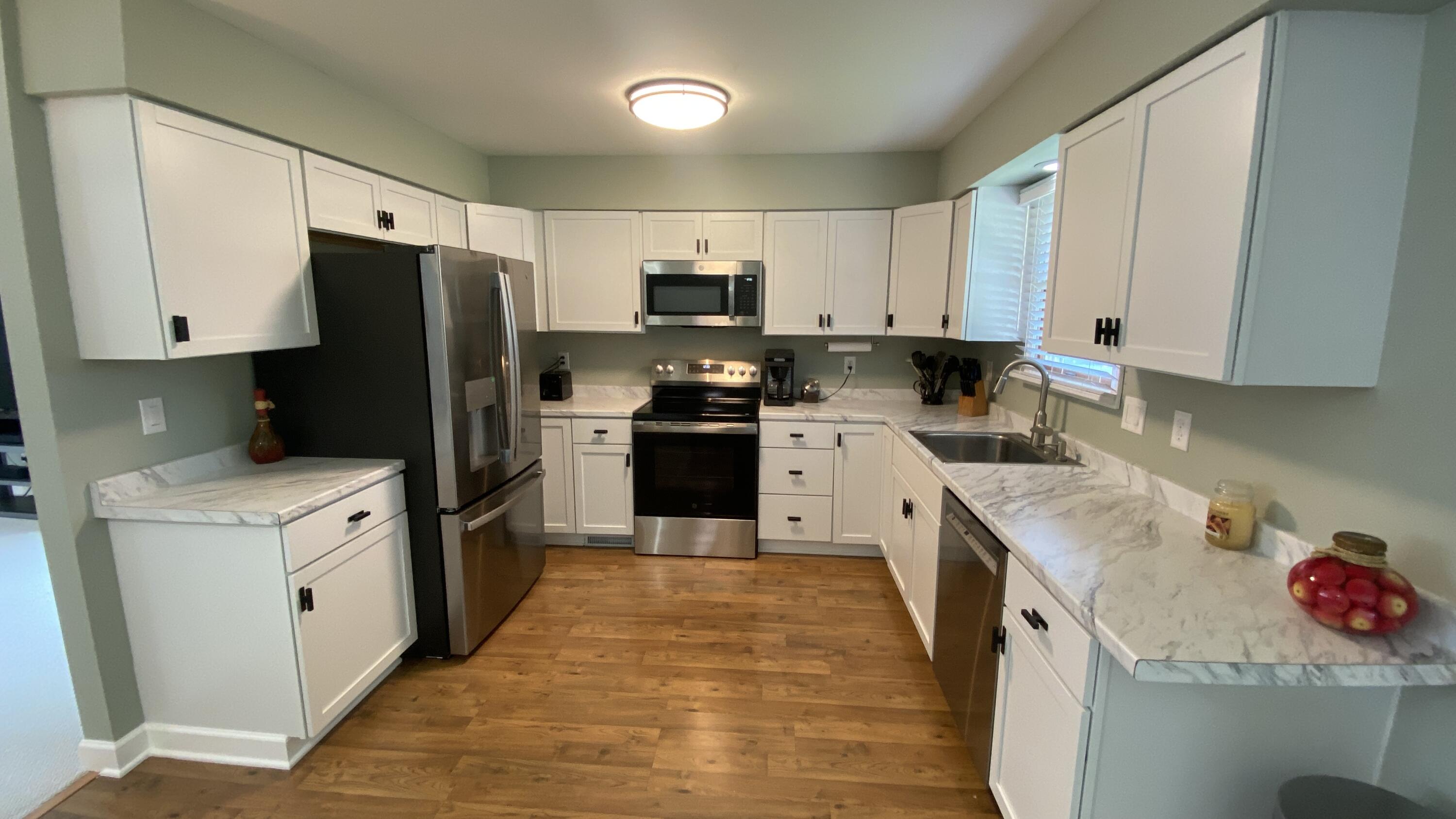9814 Lincoln Court, Crown Point, IN 46307; Image #2
