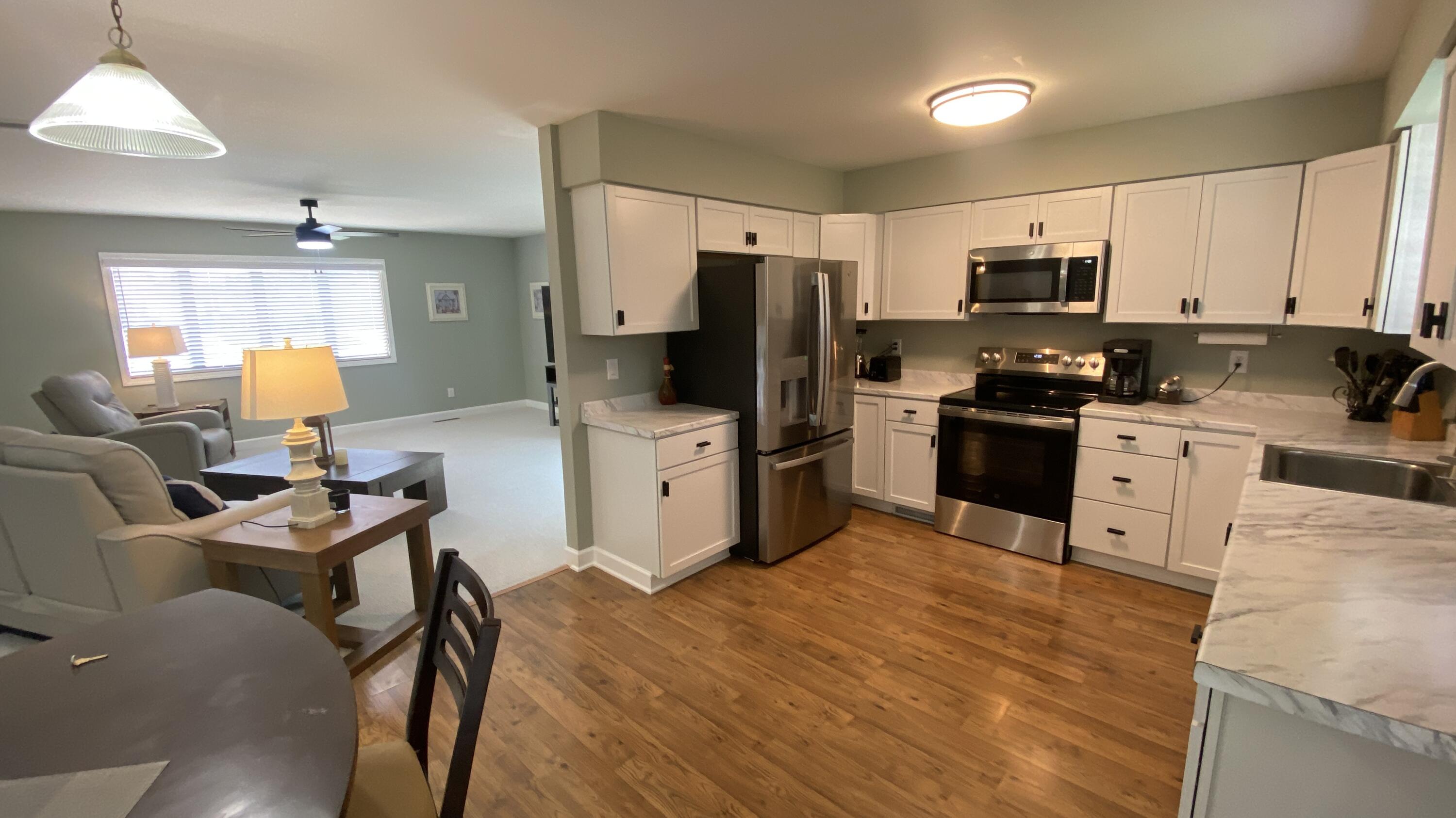 9814 Lincoln Court, Crown Point, IN 46307; Image #5