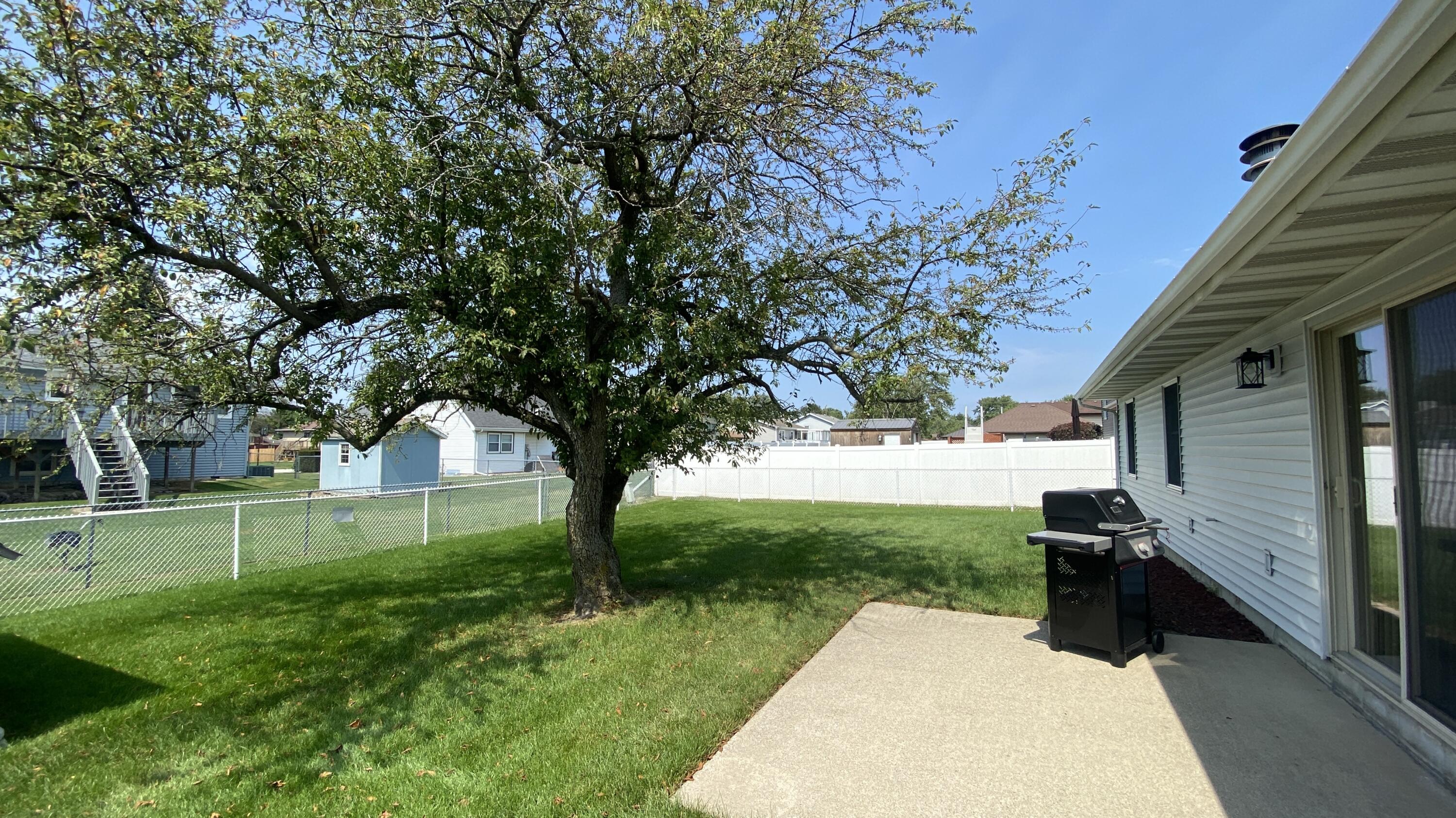 9814 Lincoln Court, Crown Point, IN 46307; Image #7