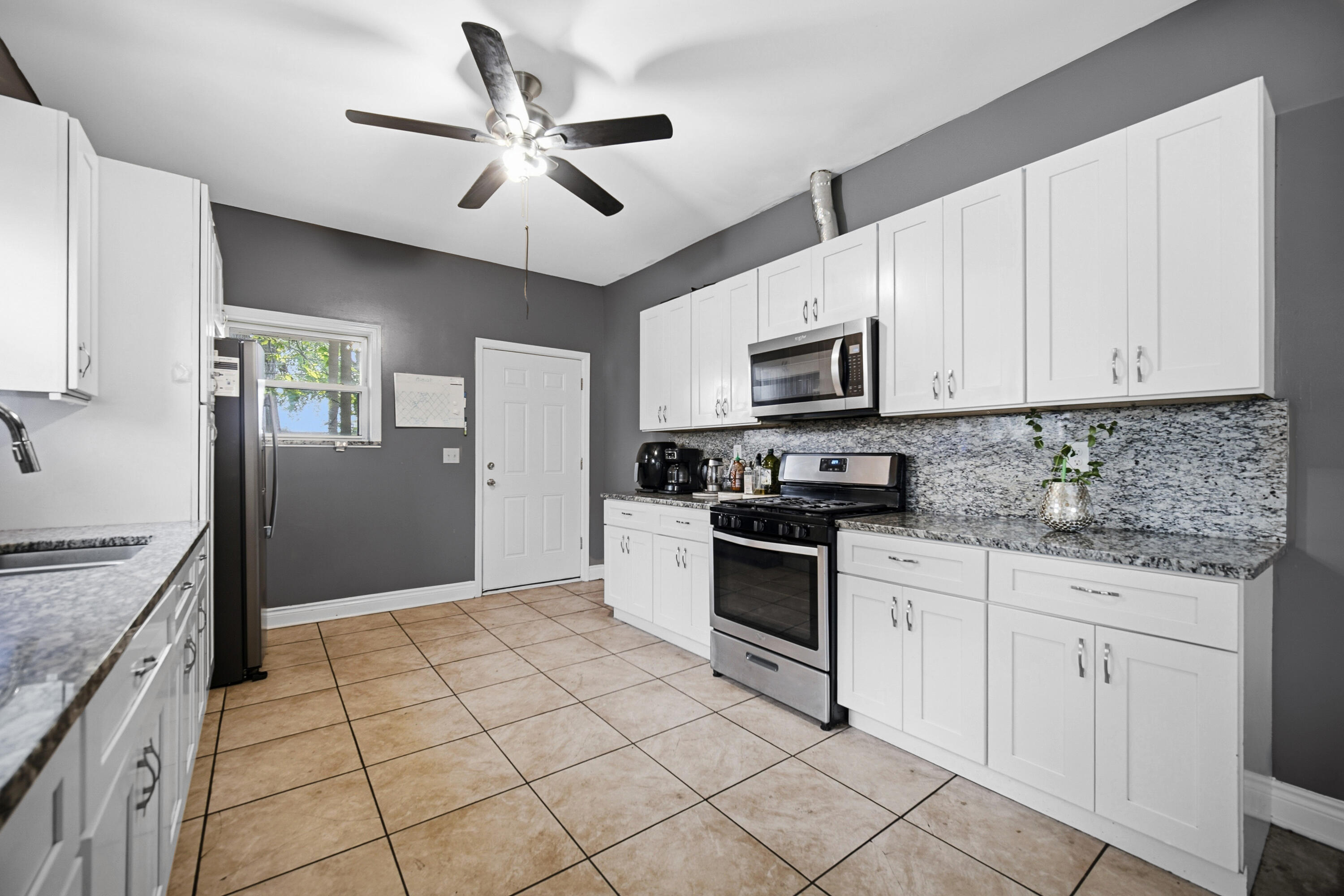704 Willow Court, Hammond, IN 46320; Image #10