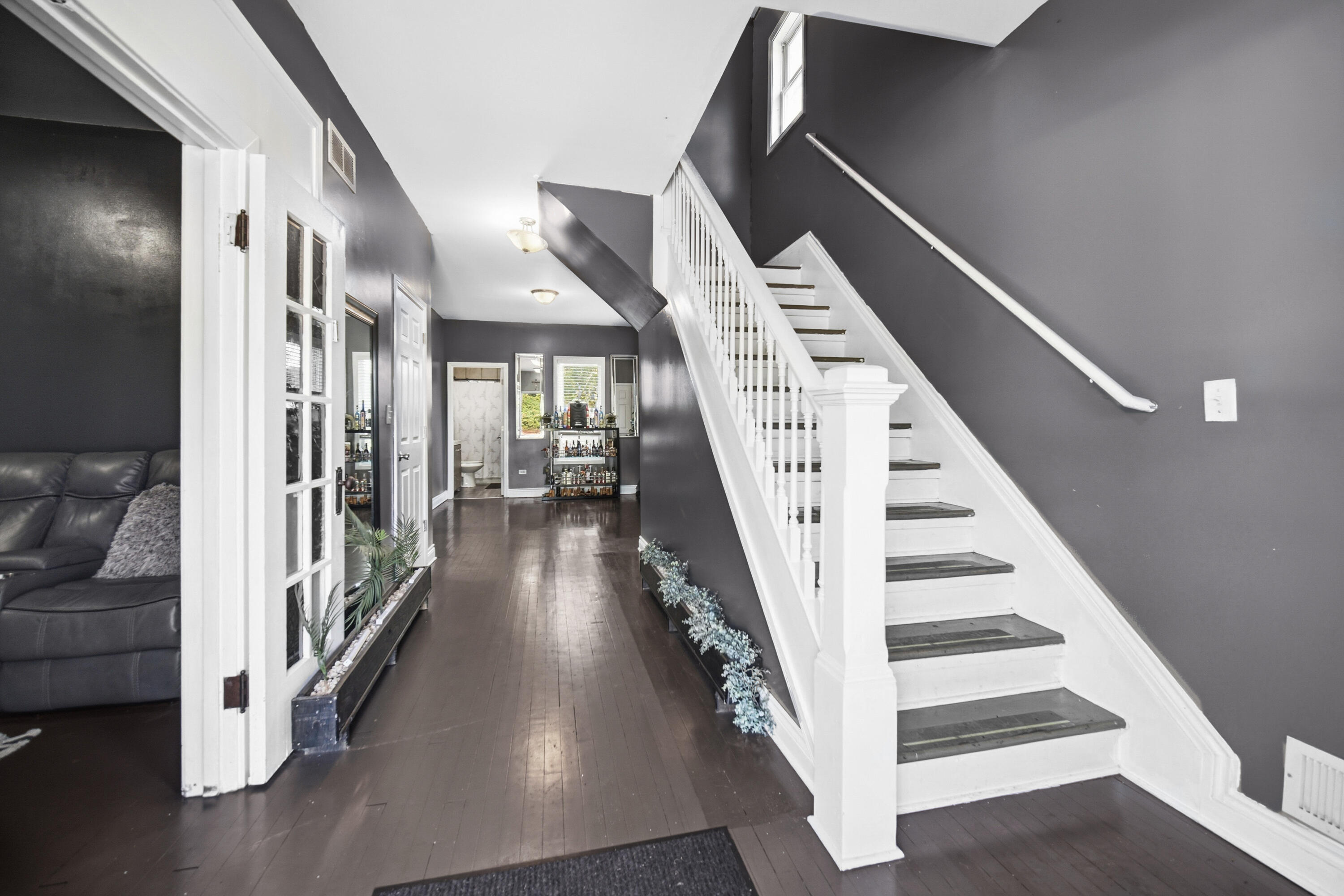 704 Willow Court, Hammond, IN 46320; Image #2
