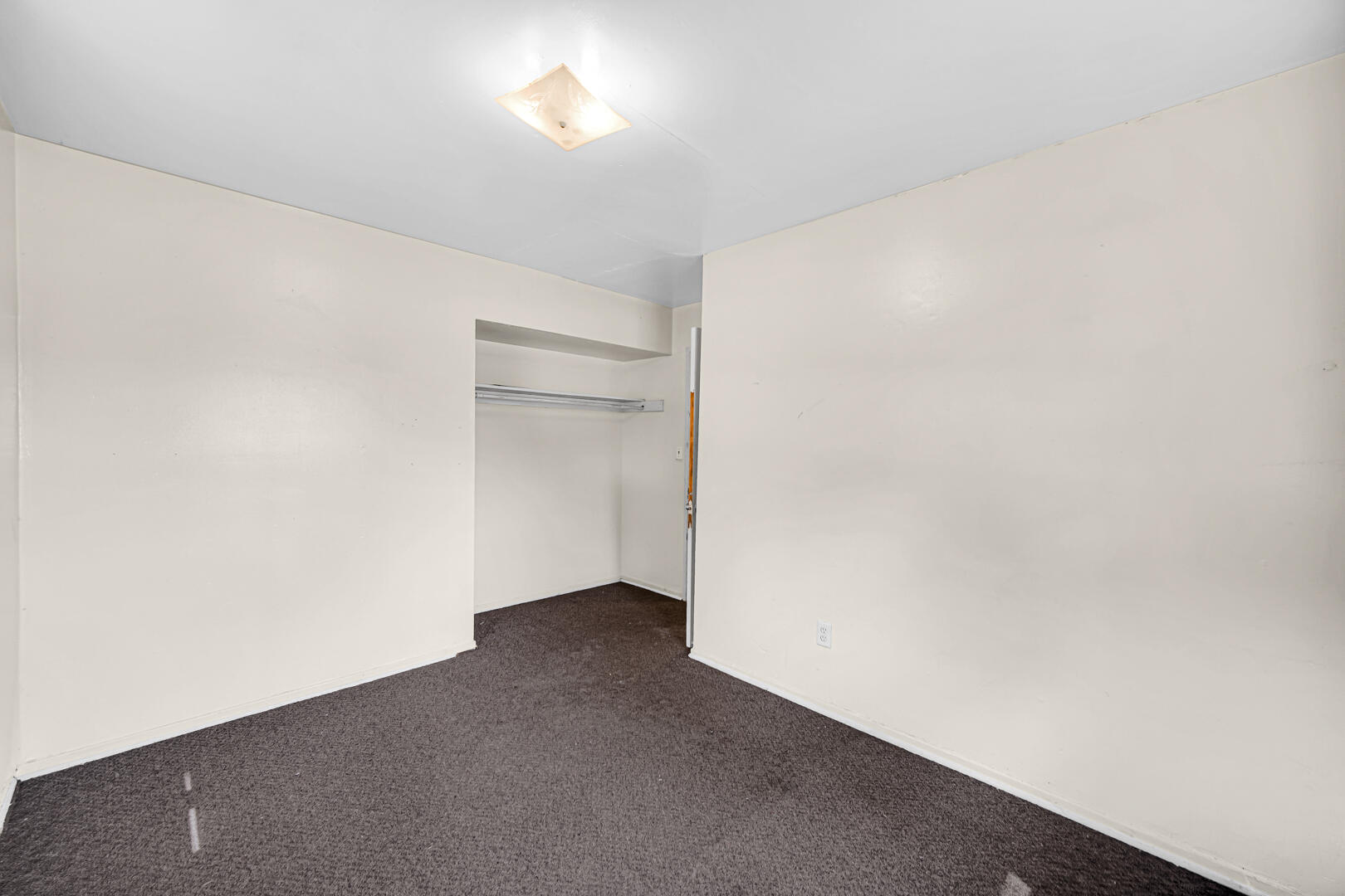 700 E 49th Avenue, Gary, IN 46409; Image #10