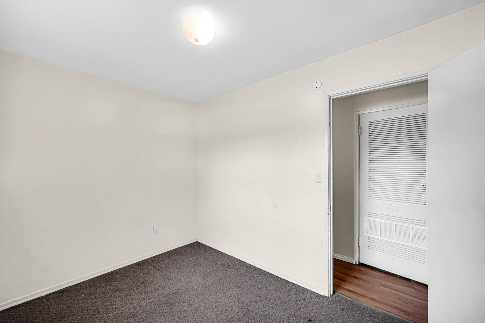 700 E 49th Avenue, Gary, IN 46409; Image #17