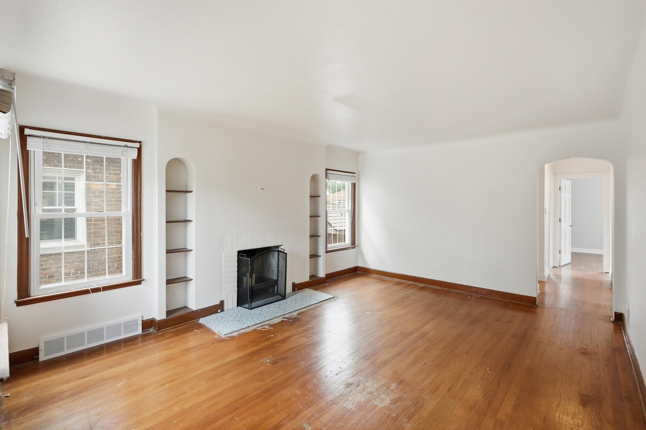 1442 Warwick Avenue, Whiting, IN 46394; Image #4
