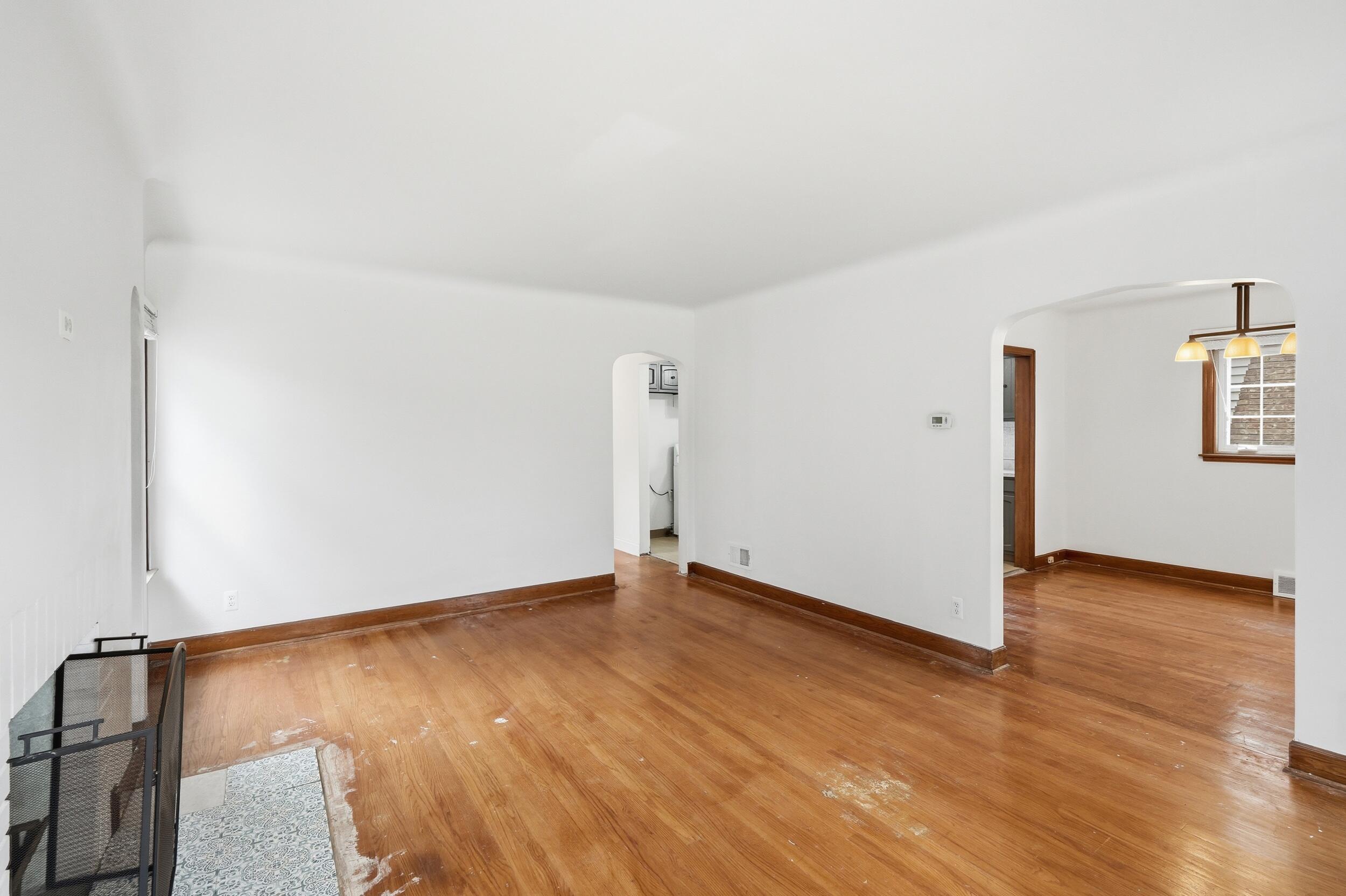 1442 Warwick Avenue, Whiting, IN 46394; Image #5