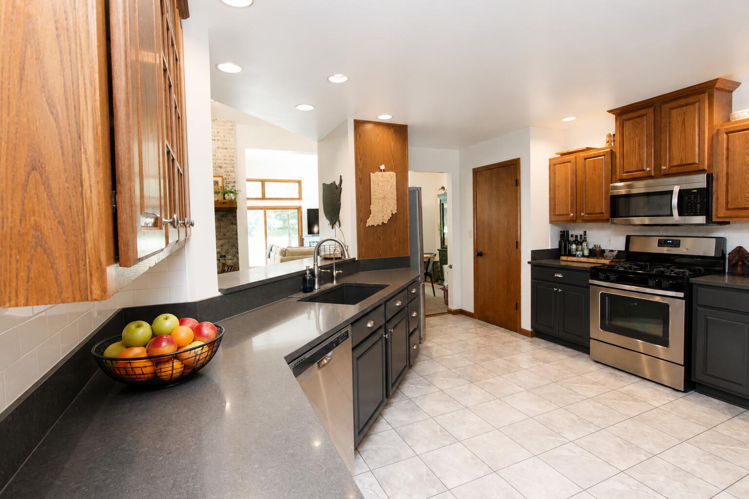 7901 N 300 E, Rolling Prairie, IN 46371; Image #17