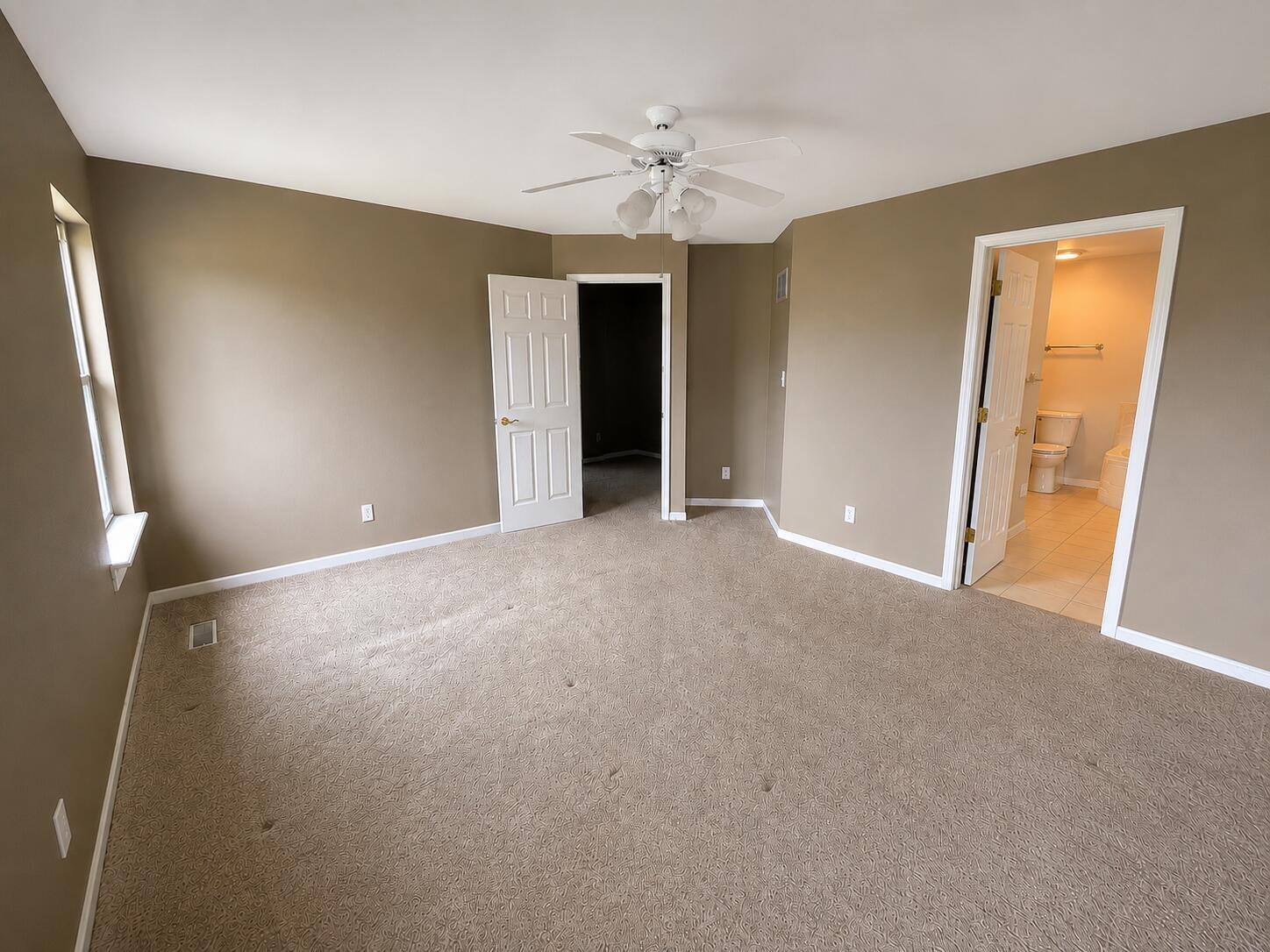10000 Wildwood Lane, Highland, IN 46322; Image #11