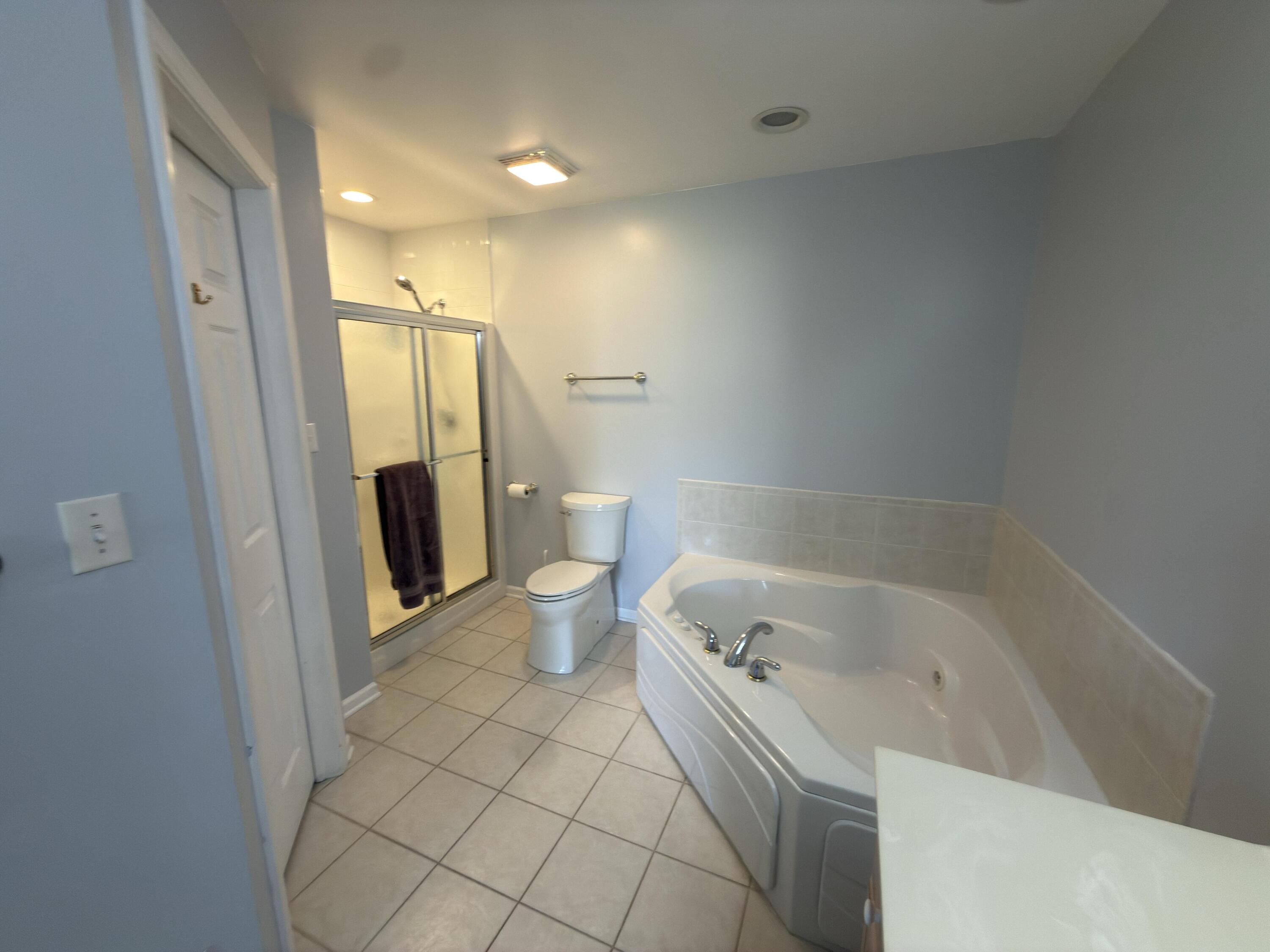 10000 Wildwood Lane, Highland, IN 46322; Image #13