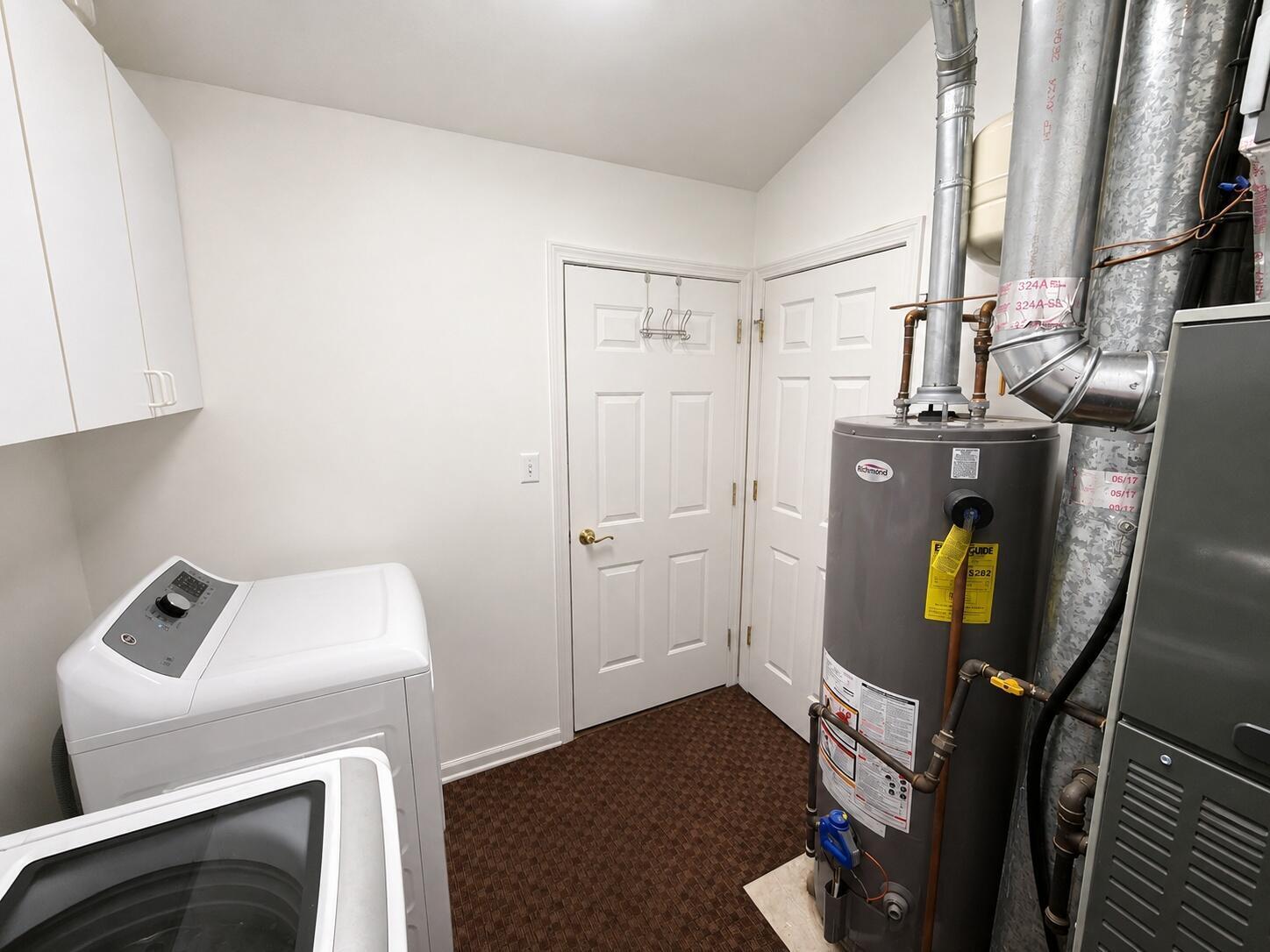 10000 Wildwood Lane, Highland, IN 46322; Image #22