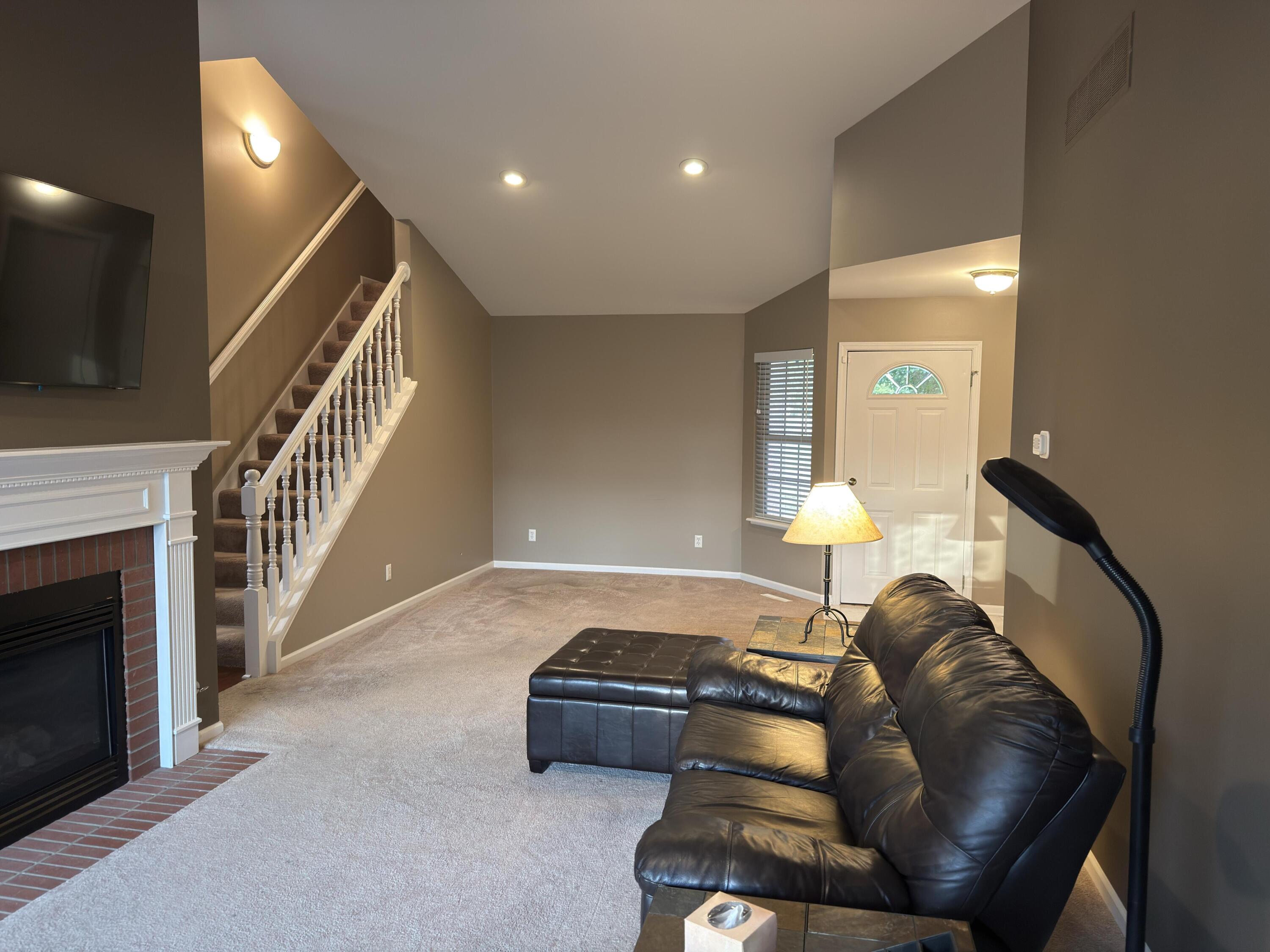 10000 Wildwood Lane, Highland, IN 46322; Image #5