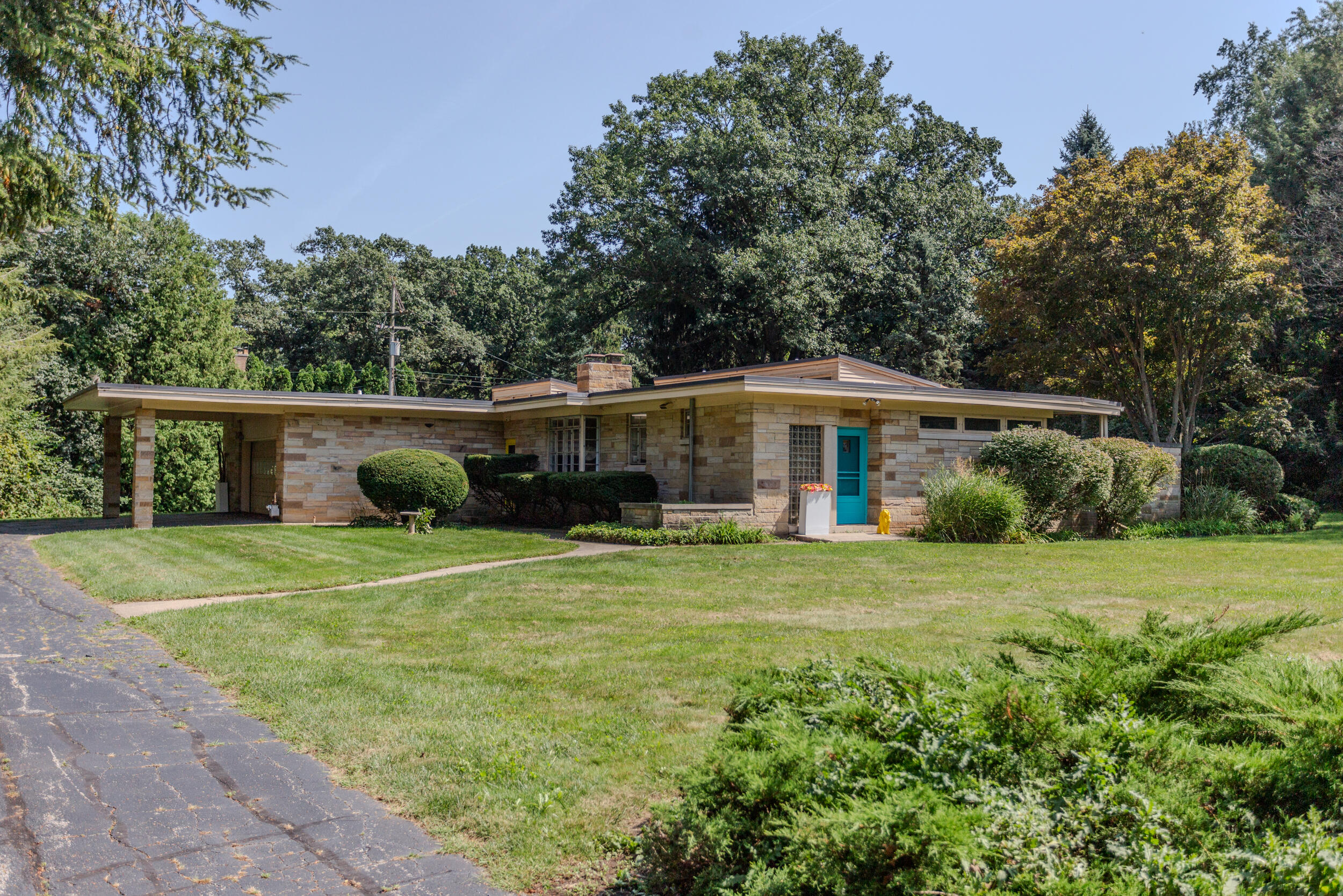 19 Greenacres, La Porte, IN 46350; Image #2