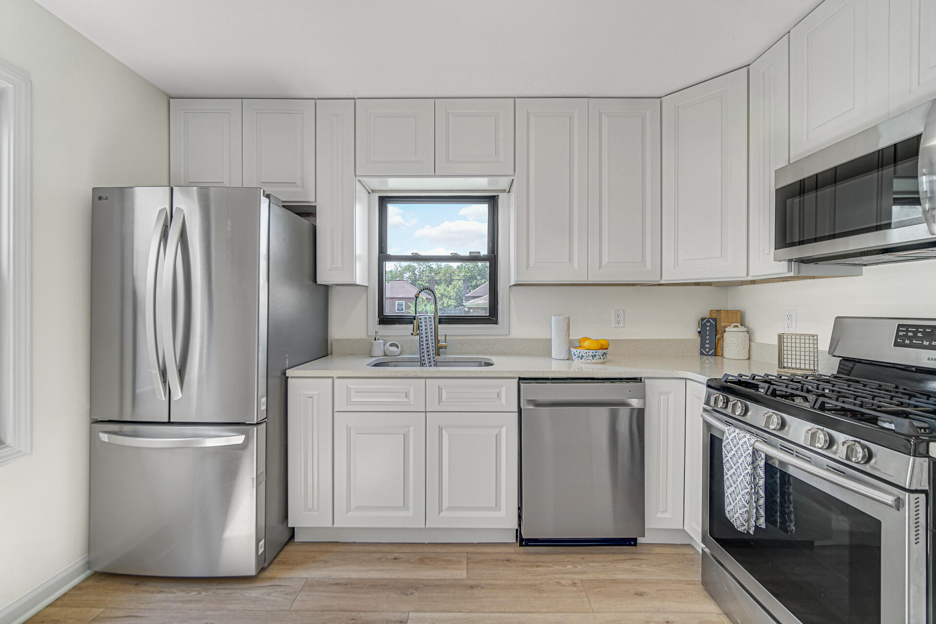 518 Rutledge Street, Gary, IN 46404; Image #10