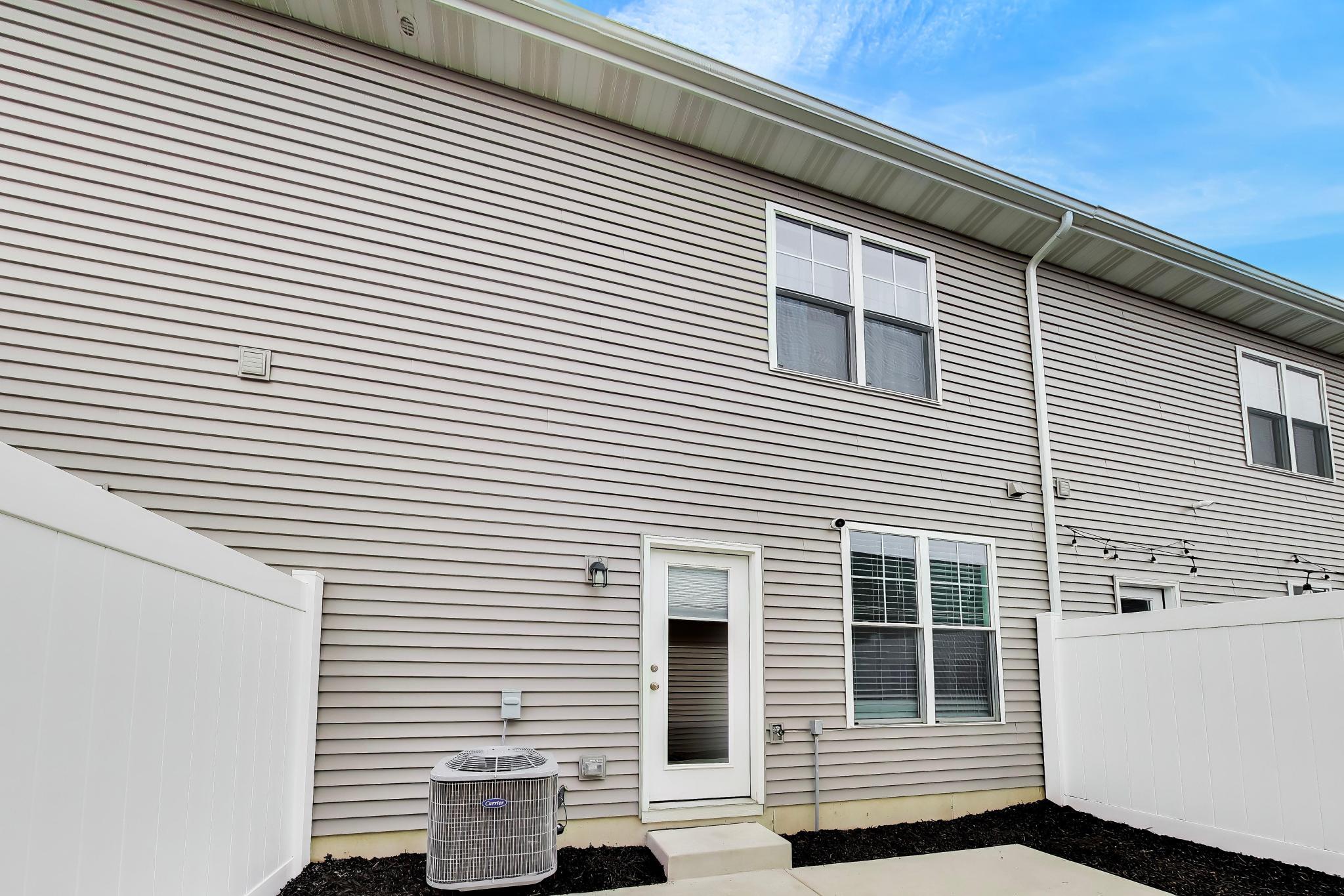 11833 Kentucky Street, Crown Point, IN 46307; Image #25