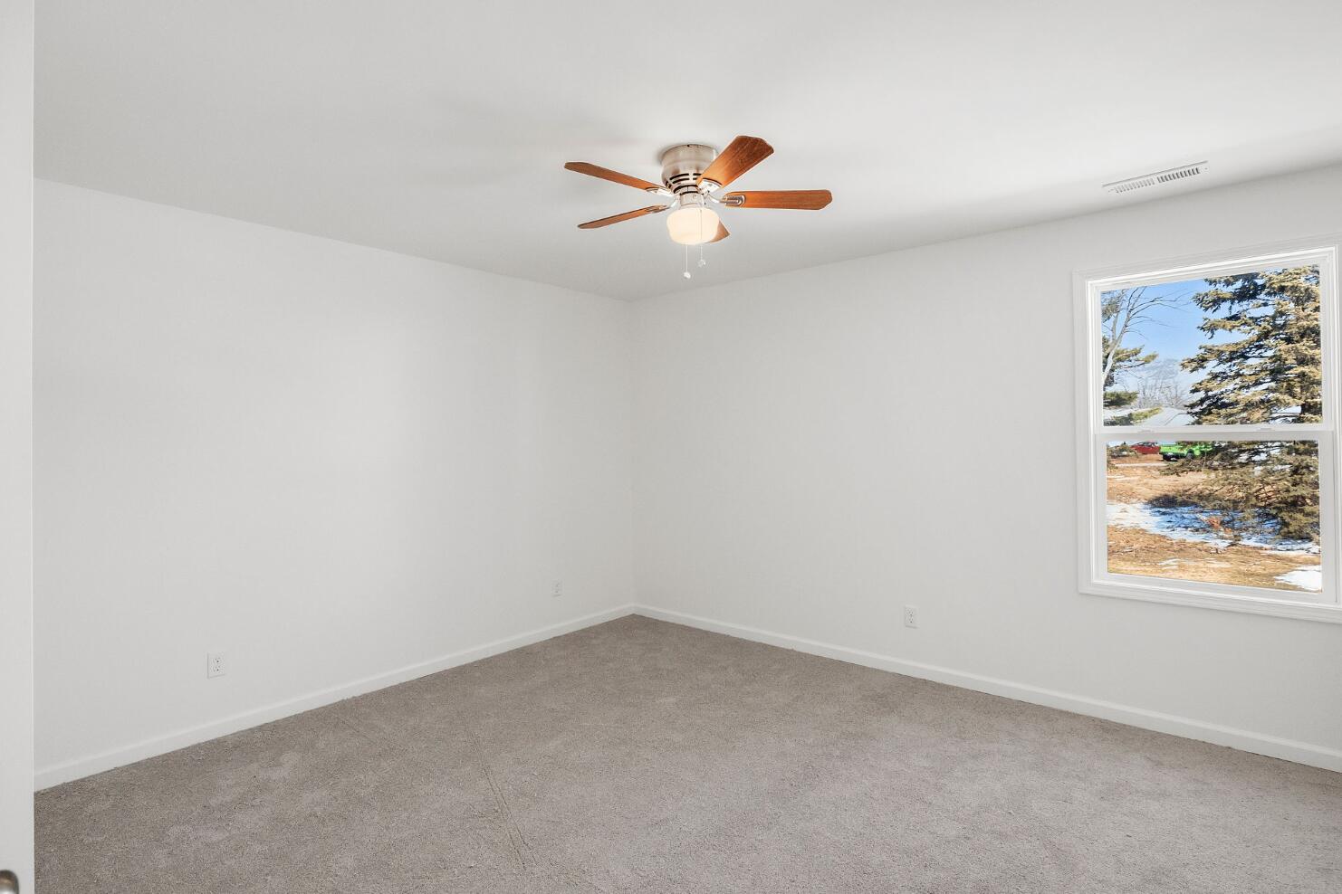 530 Oxford Road, Kingsford Heights, IN 46346; Image #6