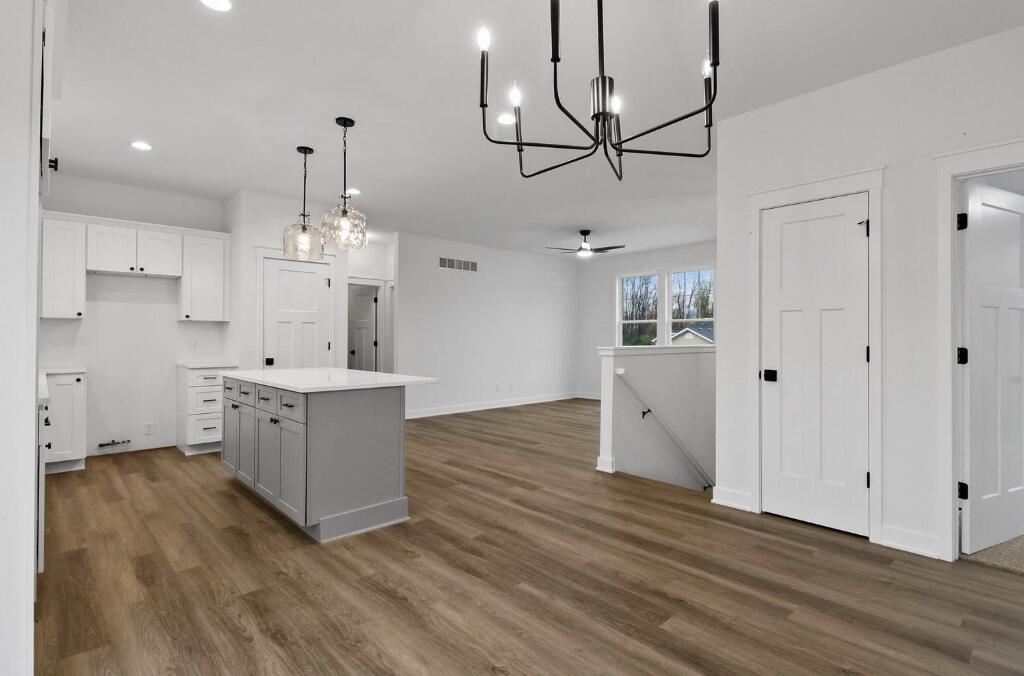 517 Scenic View Avenue, Valparaiso, IN 46385; Image #5