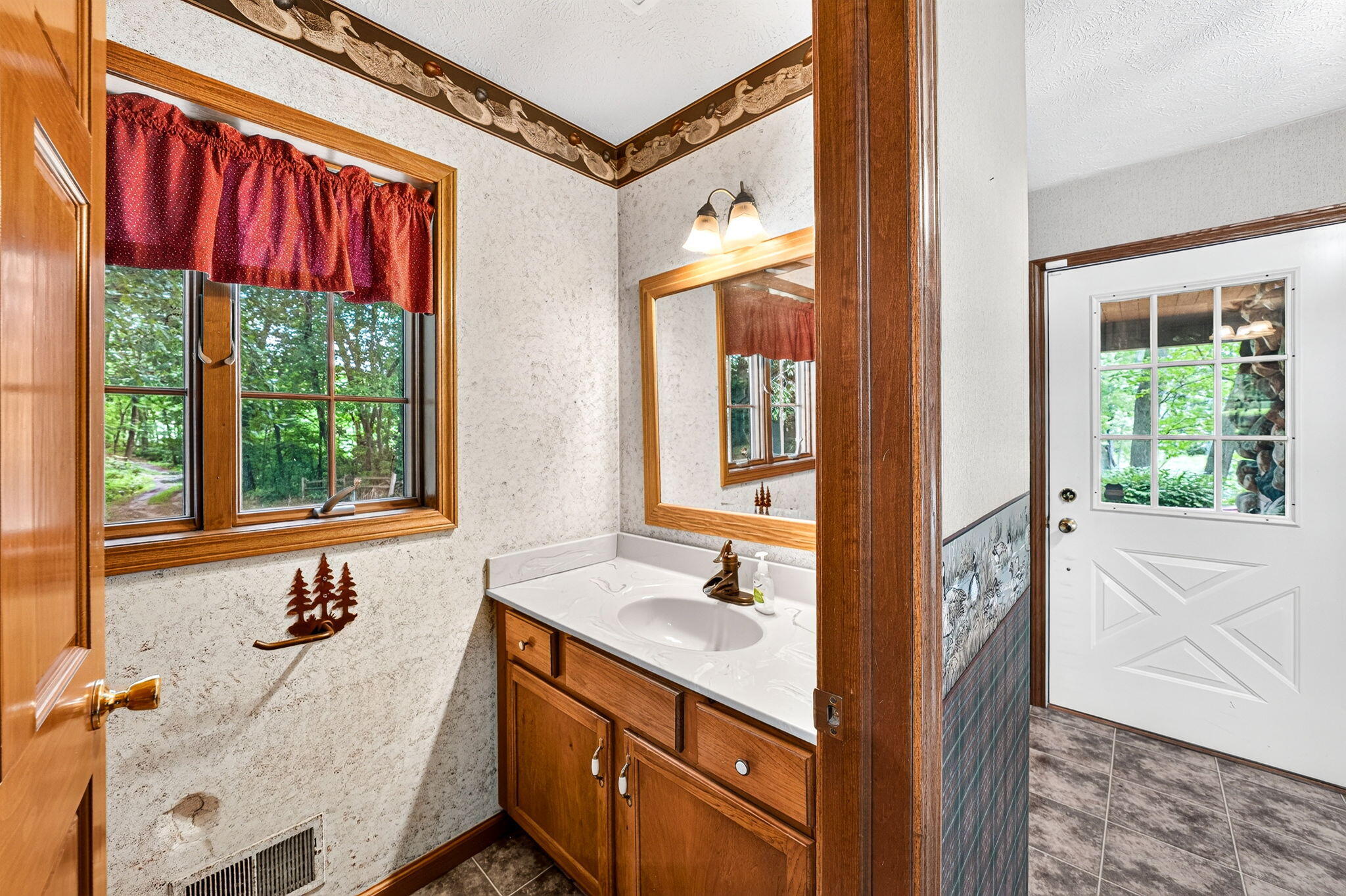 61519 Neaman Road, Constantine, MI 49042; Image #21