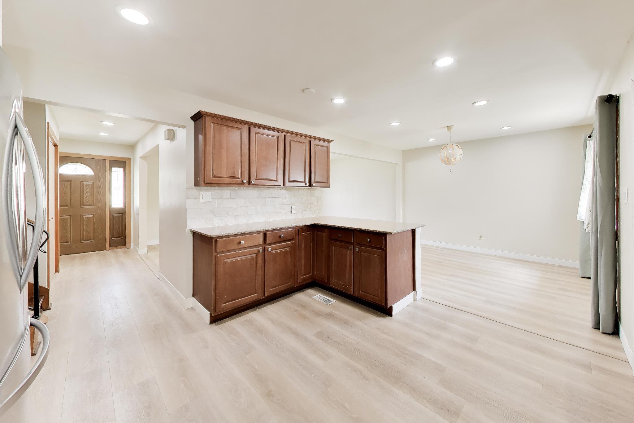 1838 Bluebird Lane, Munster, IN 46321; Image #16