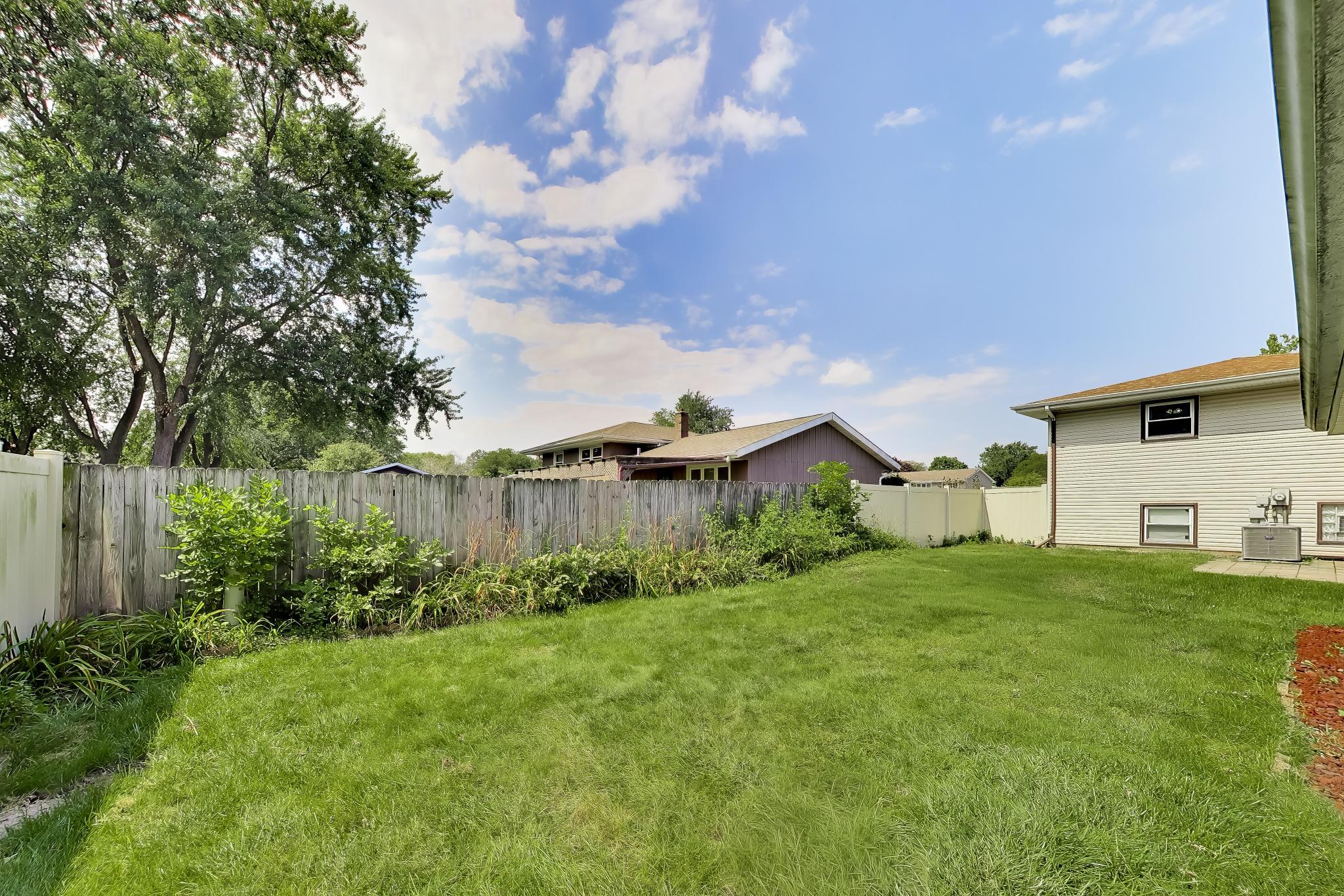 1838 Bluebird Lane, Munster, IN 46321; Image #45