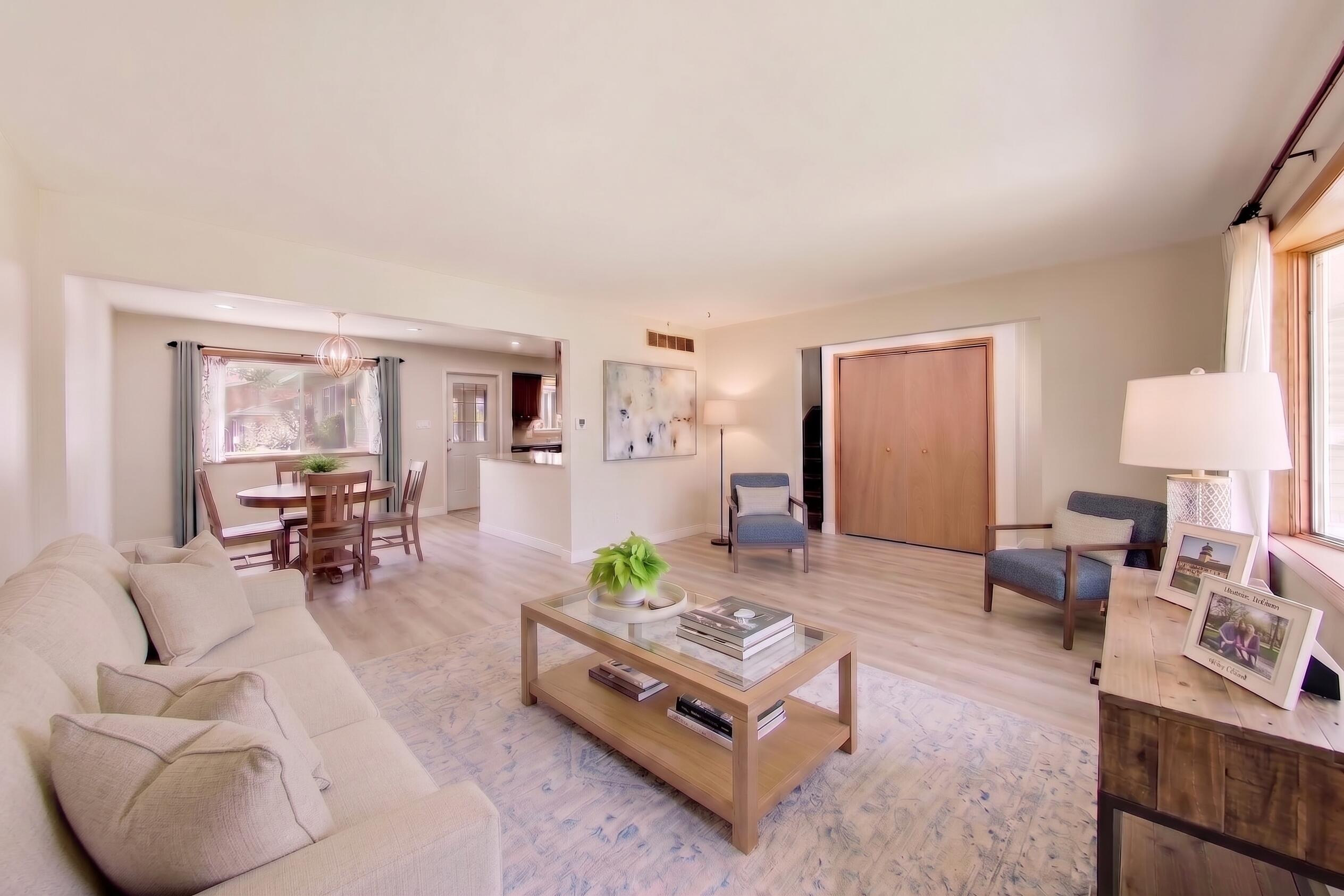 1838 Bluebird Lane, Munster, IN 46321; Image #8