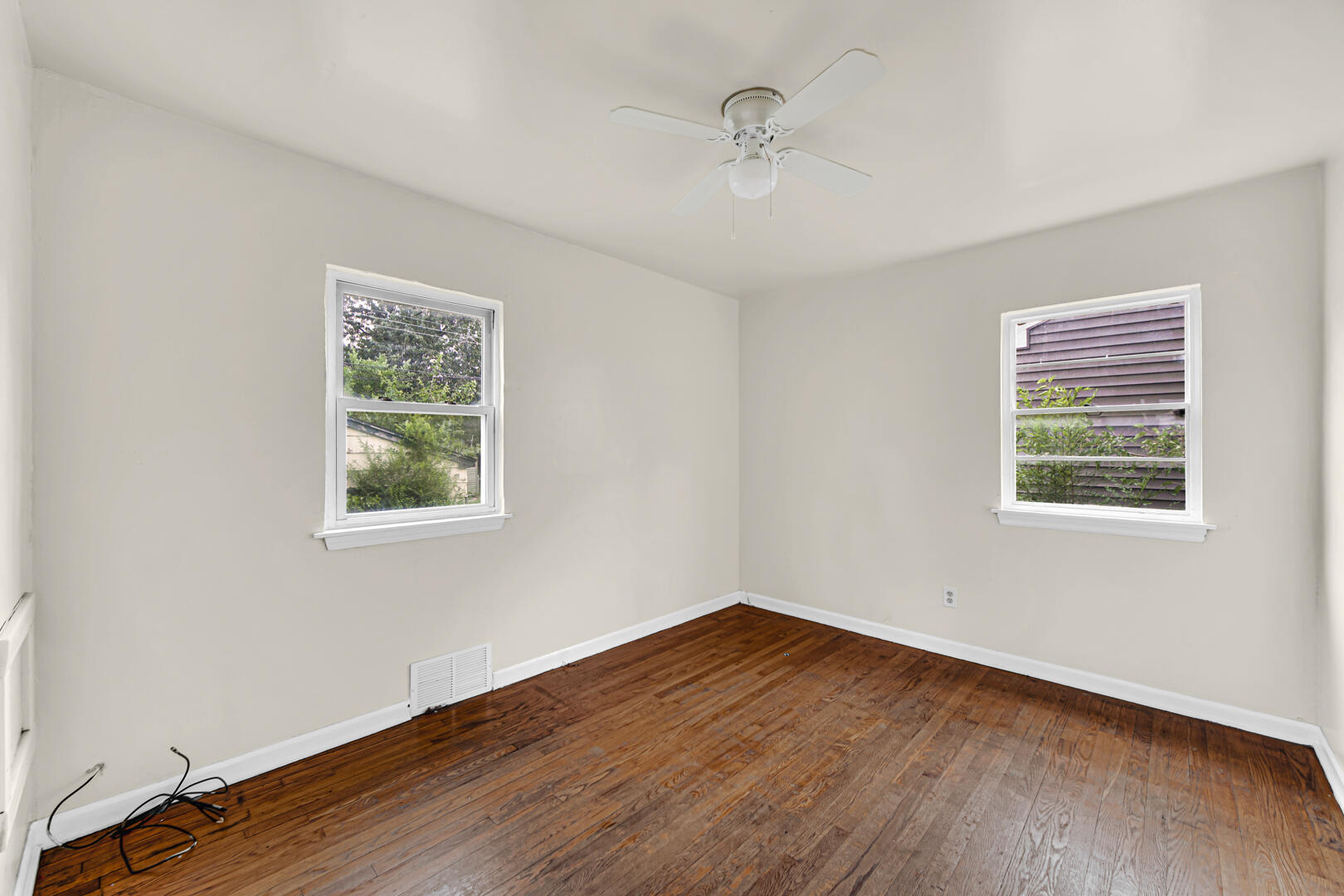 621 Colfax Street, Gary, IN 46406; Image #10