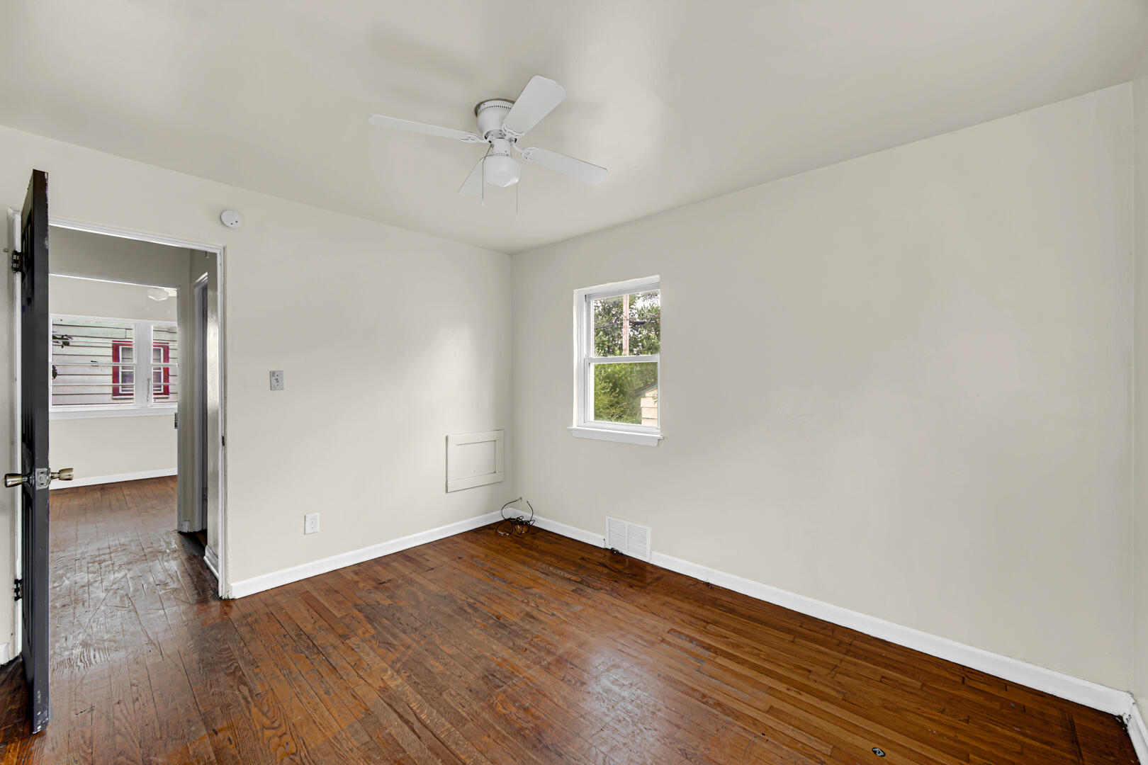 621 Colfax Street, Gary, IN 46406; Image #11