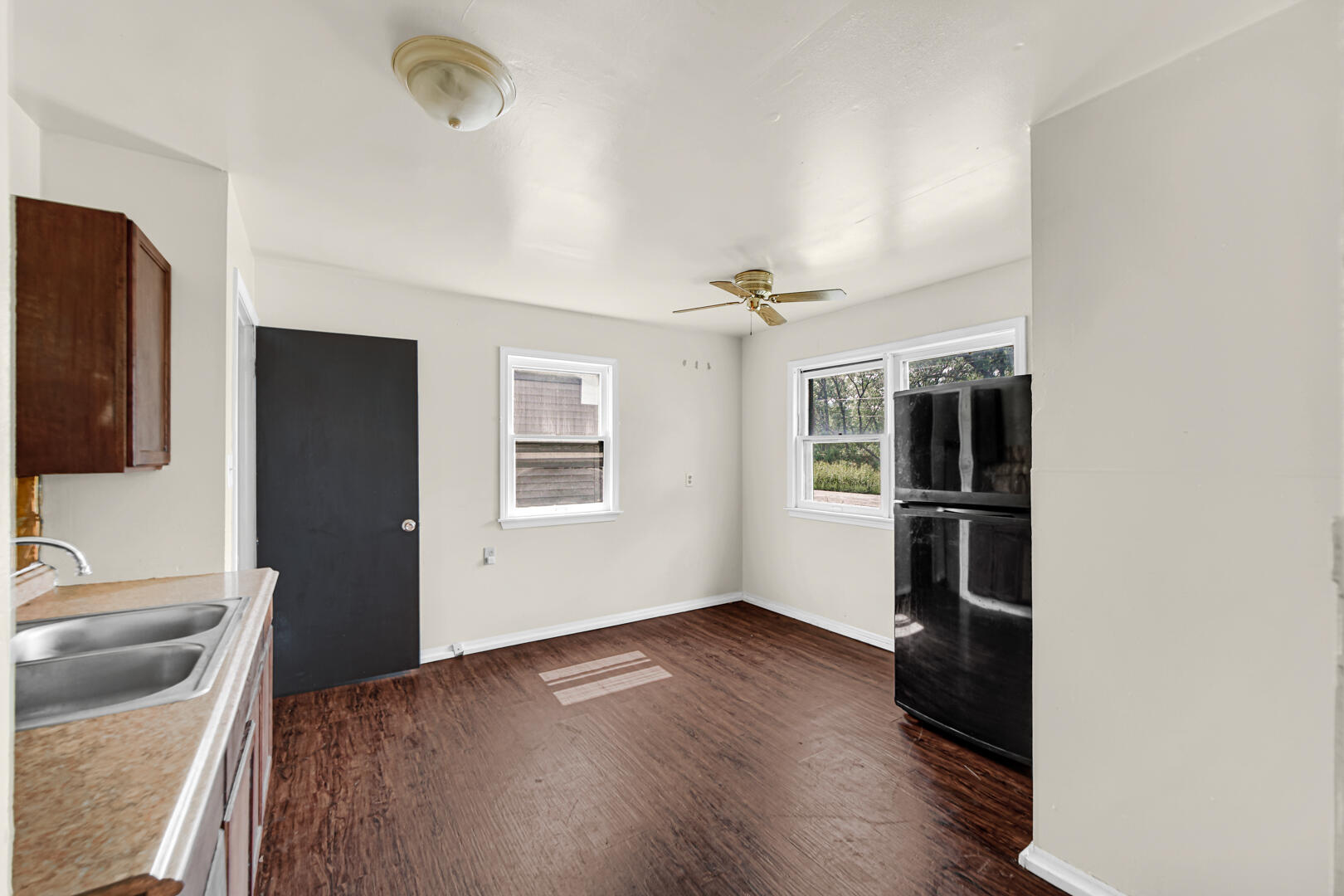 621 Colfax Street, Gary, IN 46406; Image #5