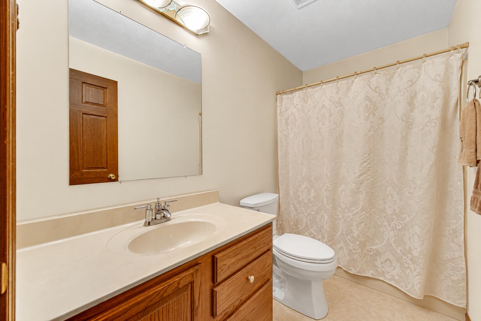 2895 S Collins Drive, La Porte, IN 46350; Image #17