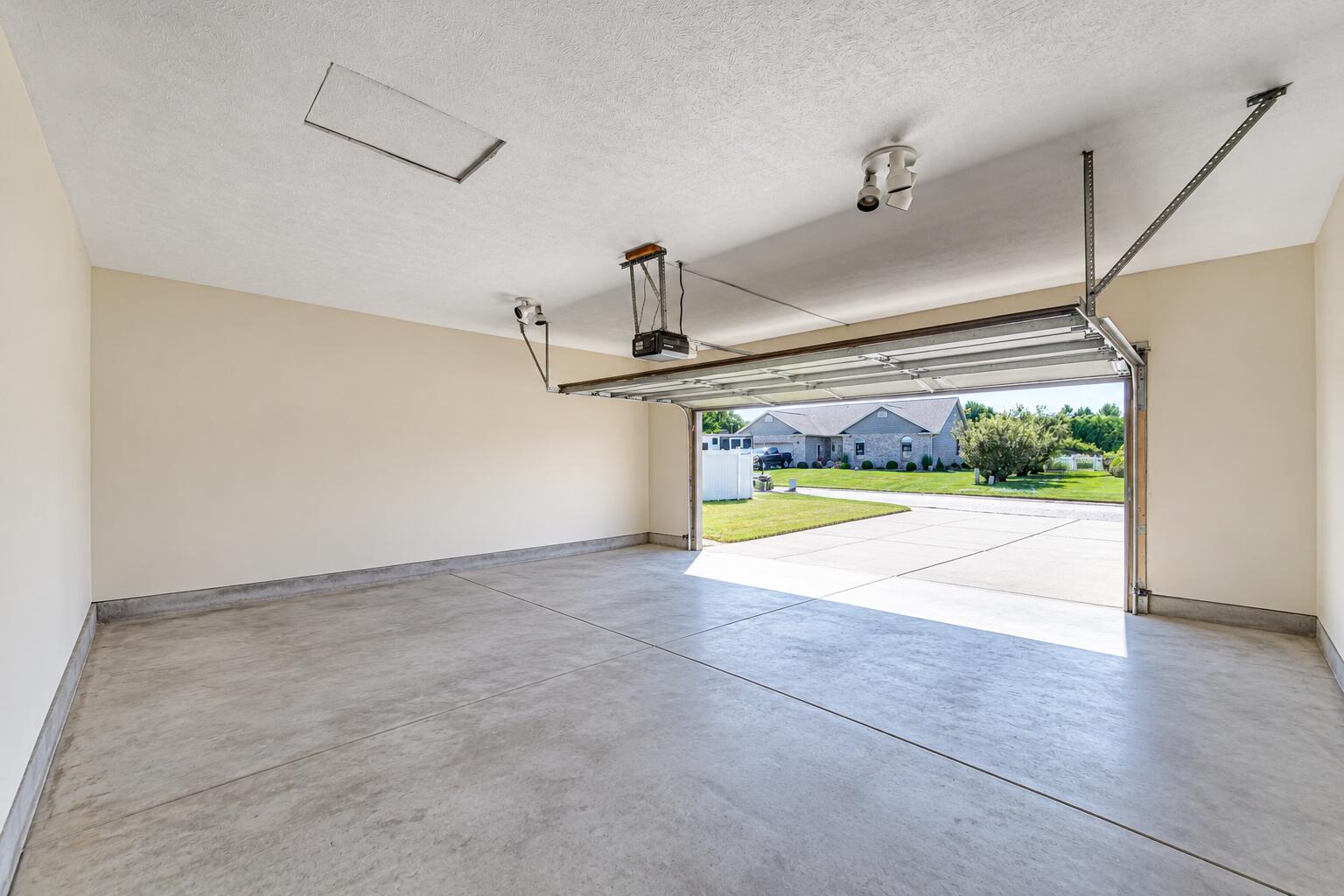 2895 S Collins Drive, La Porte, IN 46350; Image #21