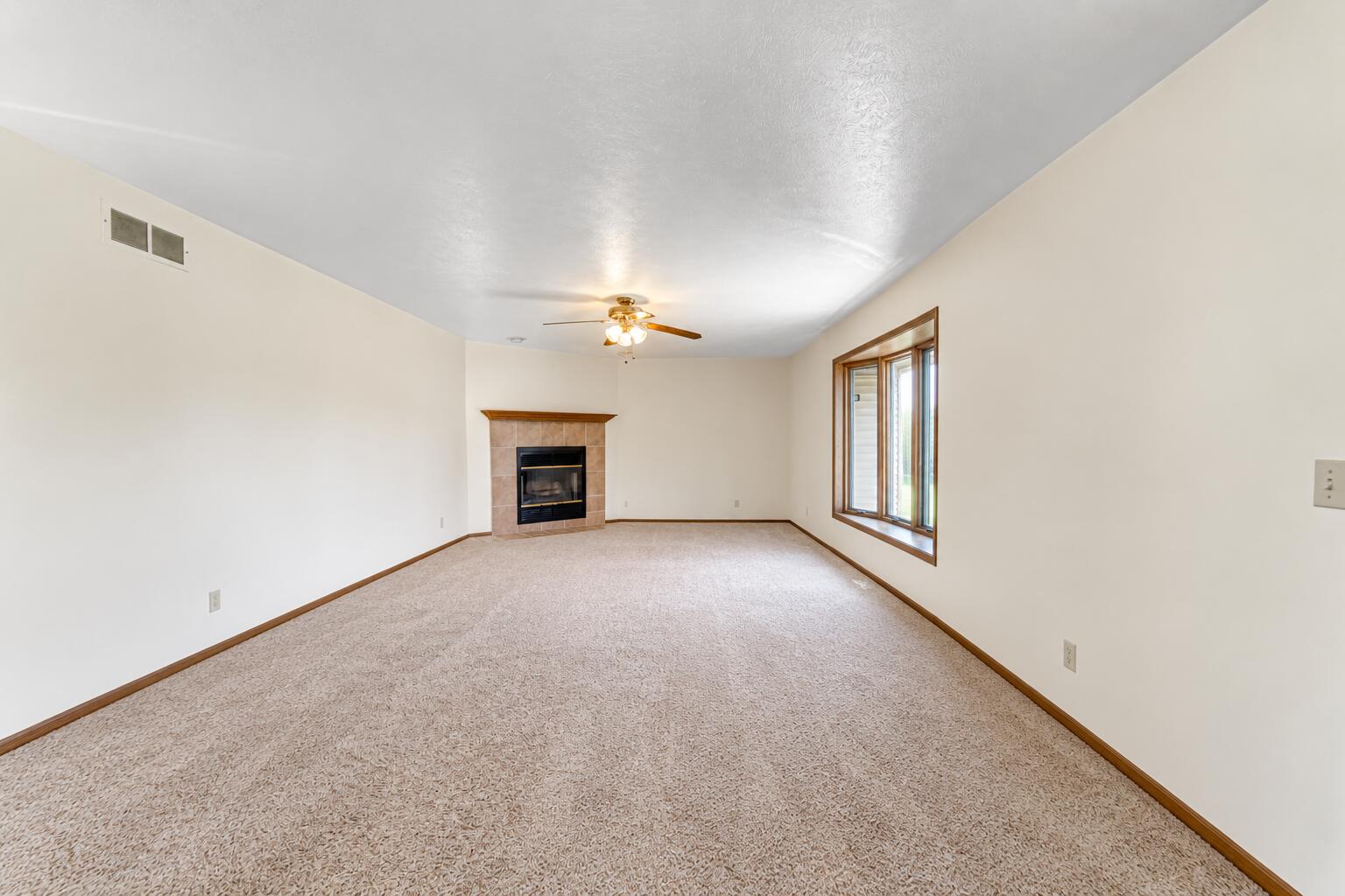 2895 S Collins Drive, La Porte, IN 46350; Image #7