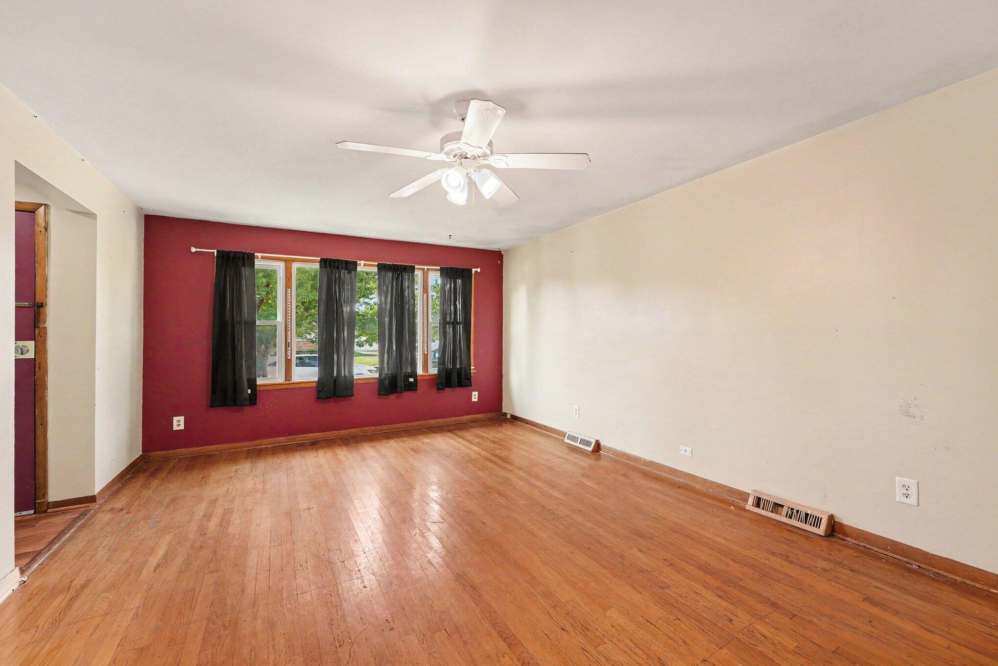 6623 Nebraska Avenue, Hammond, IN 46323; Image #2