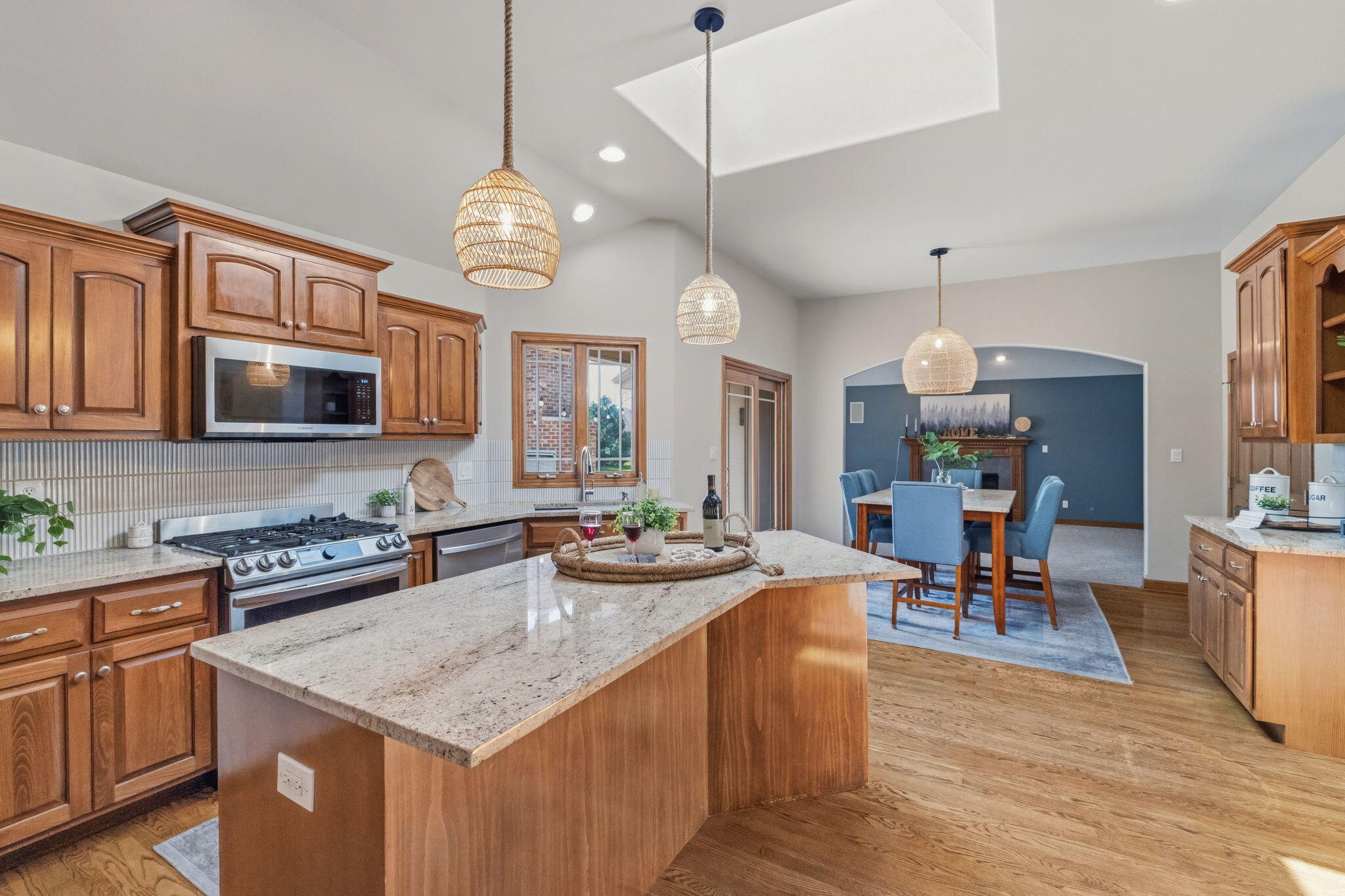 108 Exeter Road, Munster, IN 46321; Image #10