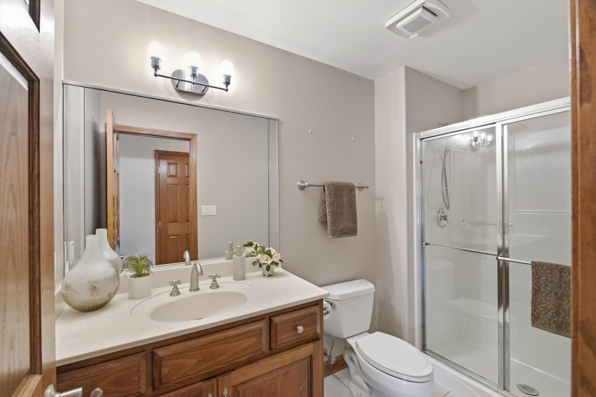 108 Exeter Road, Munster, IN 46321; Image #22