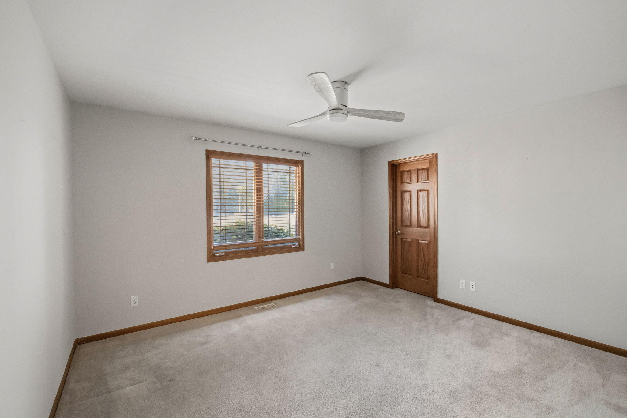 108 Exeter Road, Munster, IN 46321; Image #24