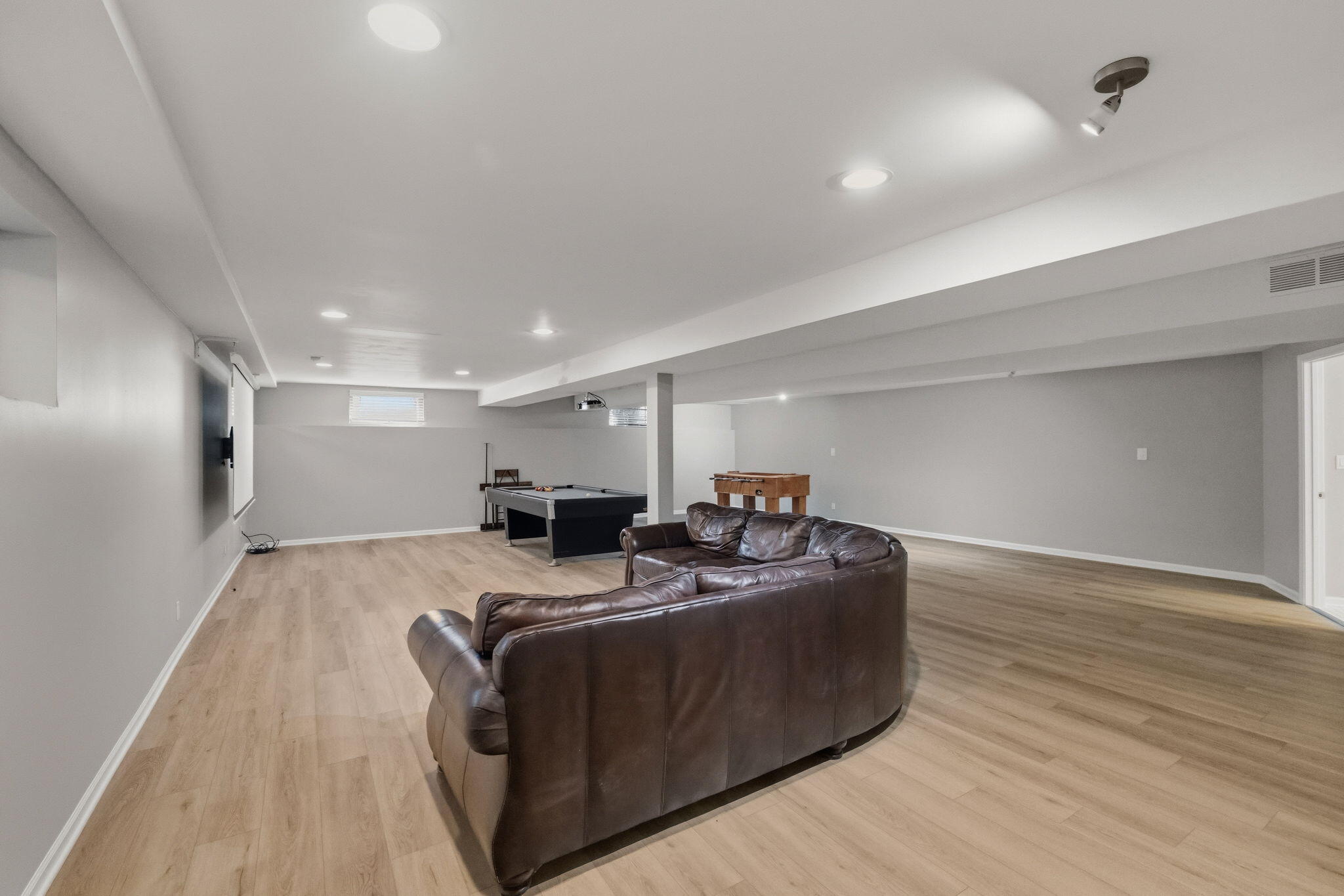 108 Exeter Road, Munster, IN 46321; Image #28